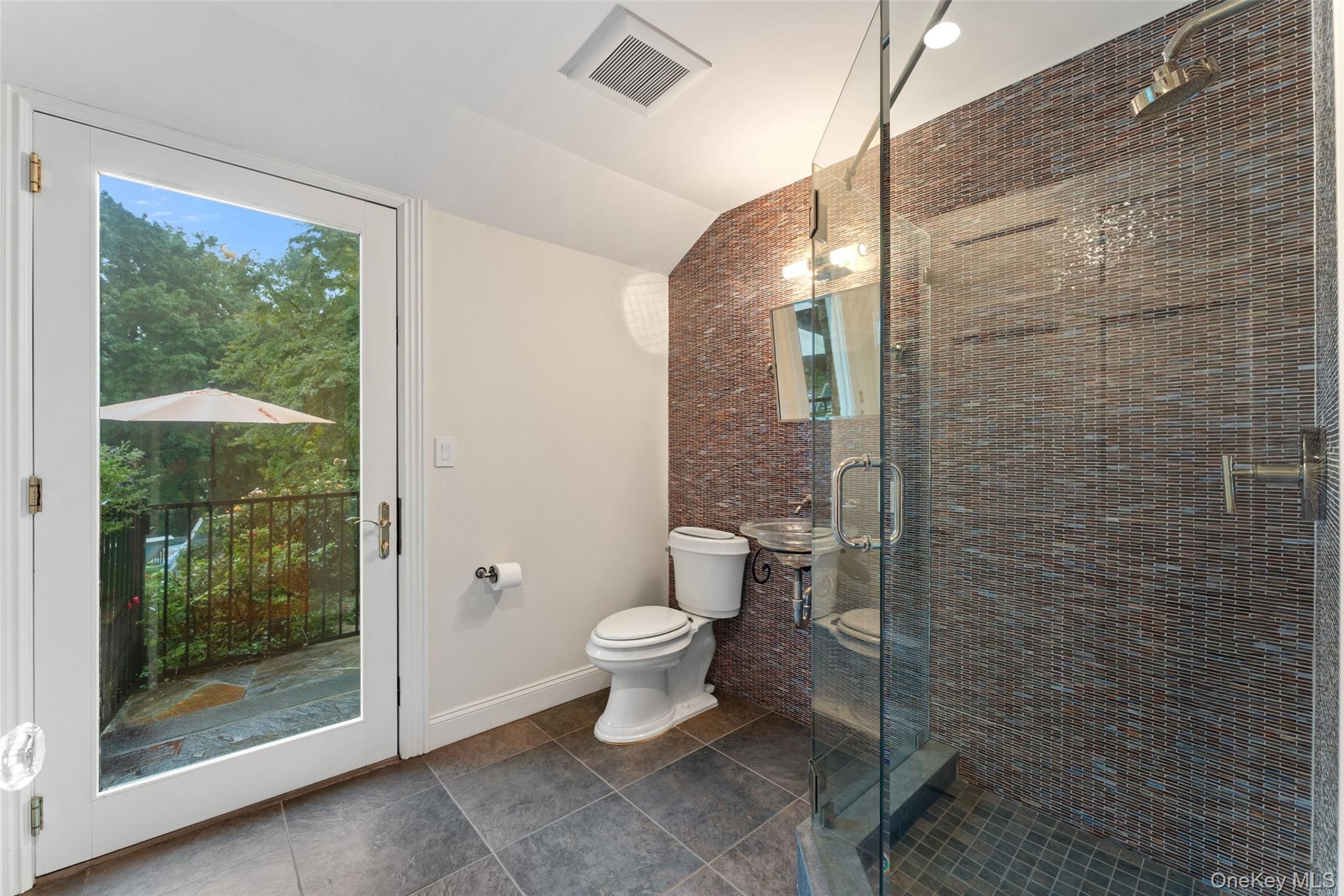 383 Woodlands Road – For Sale photo 38