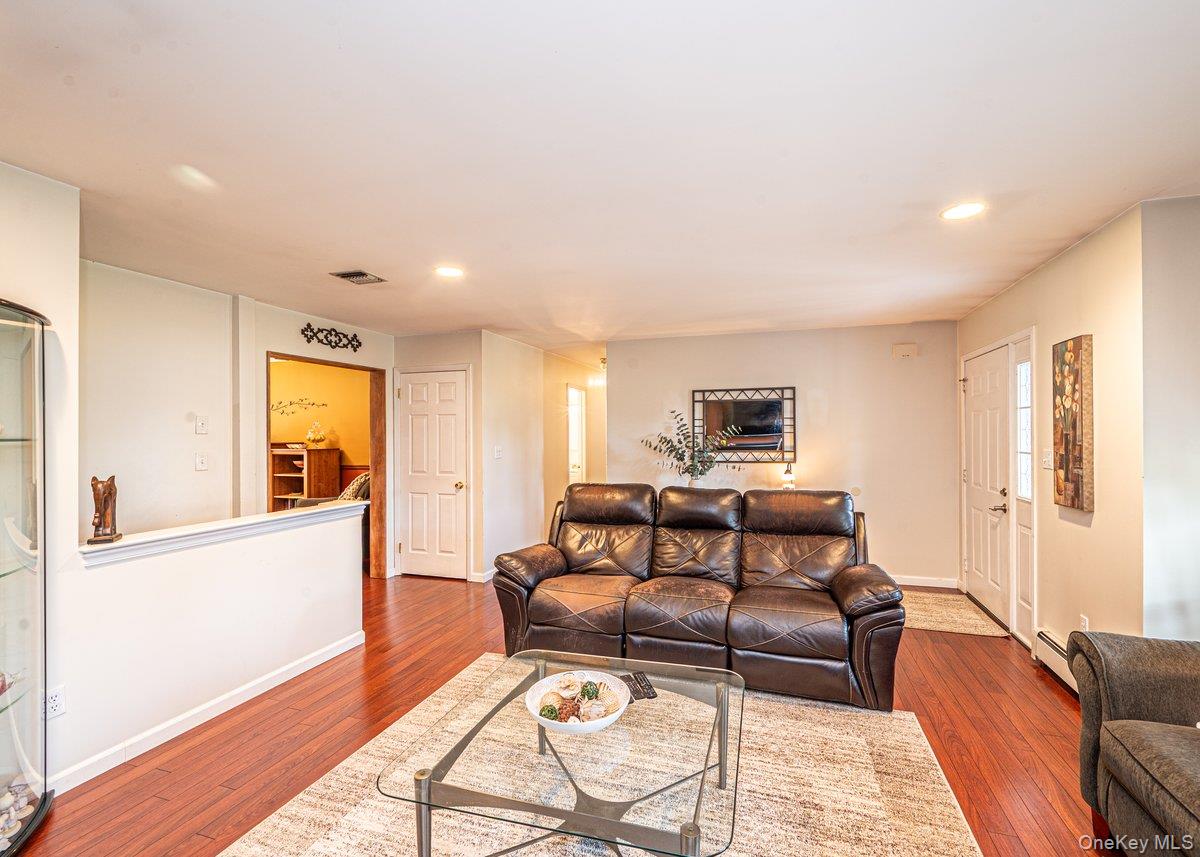 39 Creekside Drive – For Sale photo 16
