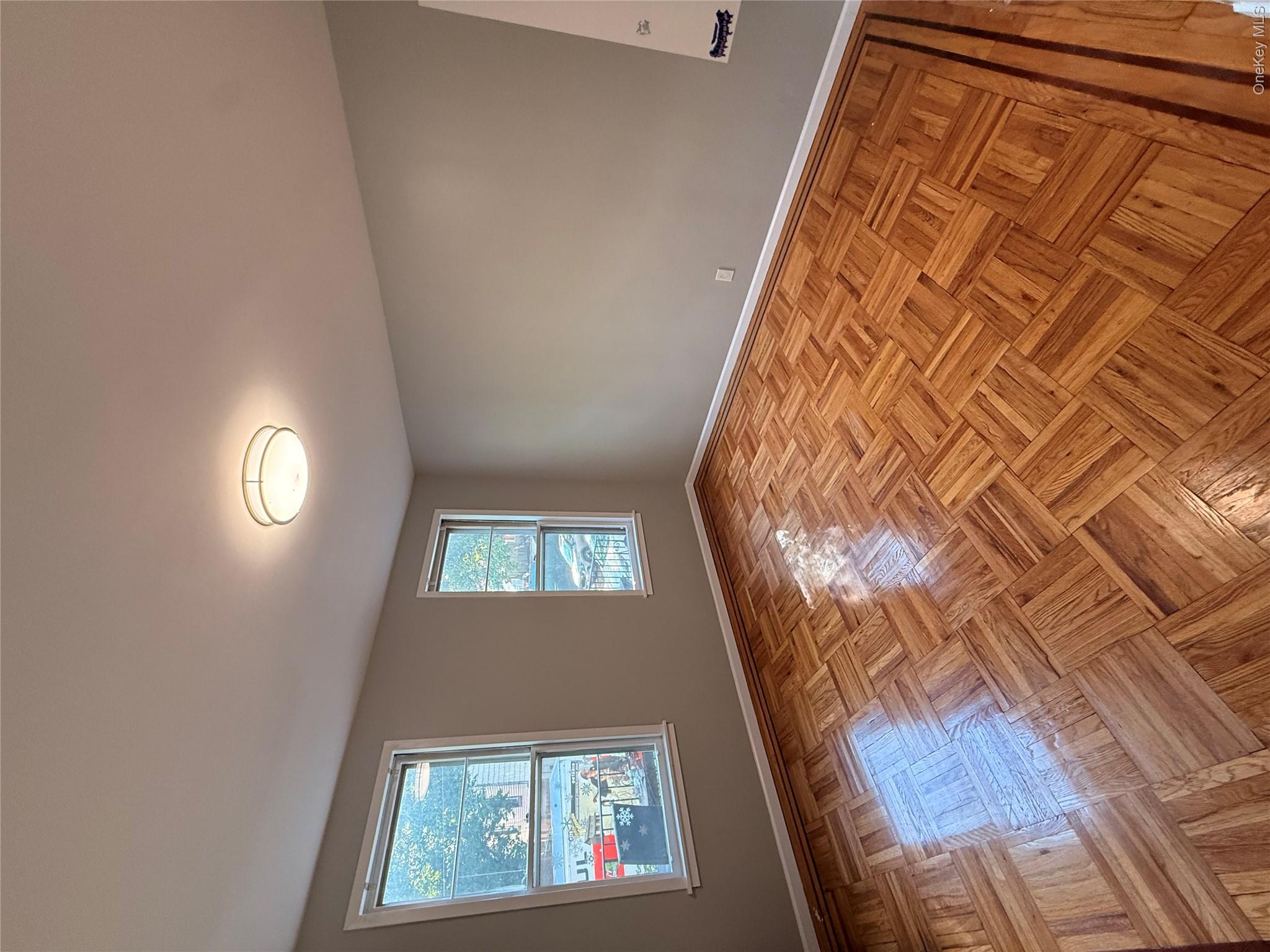 1958 Lurting Avenue – For Rent photo 9