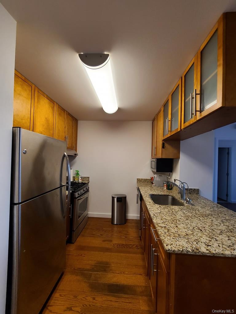 40-28 College Point Boulevard, Unit 907 photo 2
