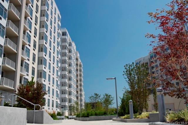 40-28 College Point Boulevard, Unit 907 photo 10