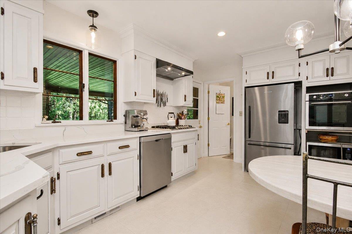 27 Reed Road – For Rent photo 7