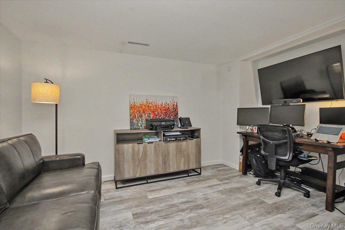 27 Reed Road – For Rent photo 24