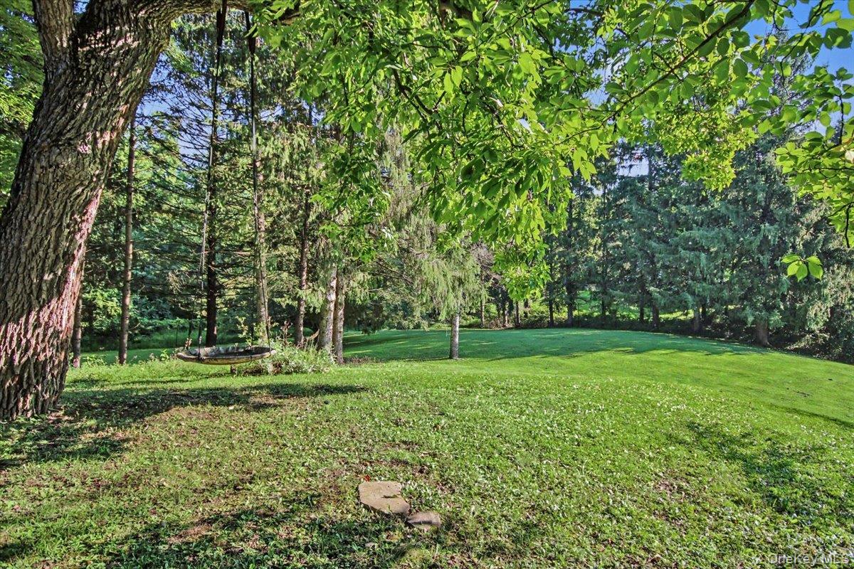 27 Reed Road – For Rent photo 3