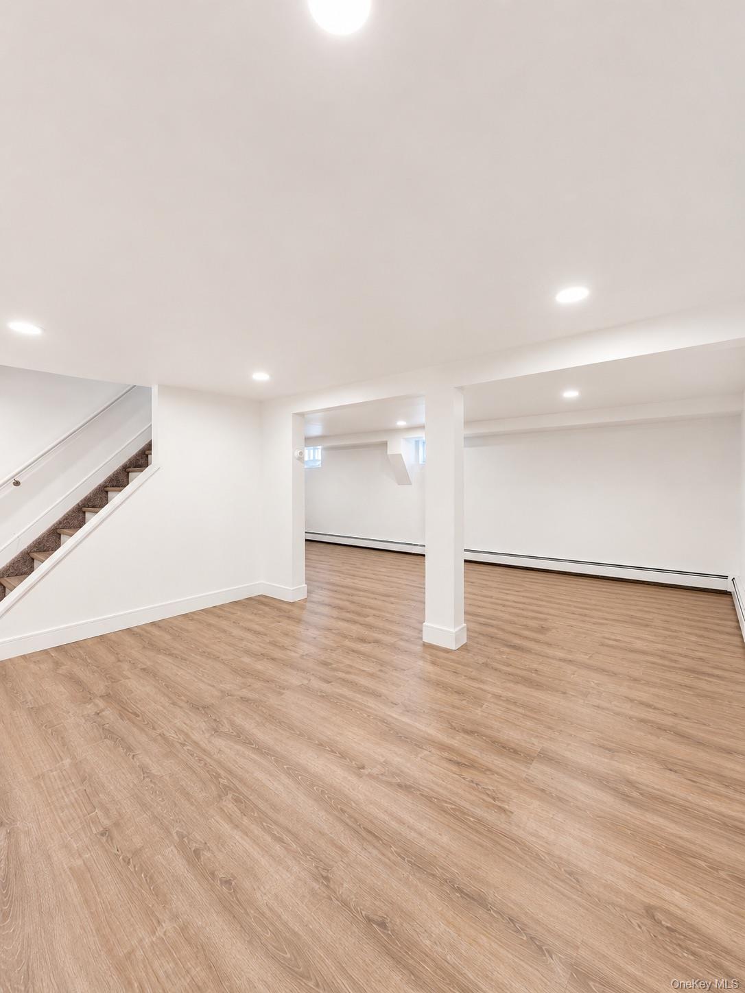 1 Iroquois Street E – For Rent photo 29