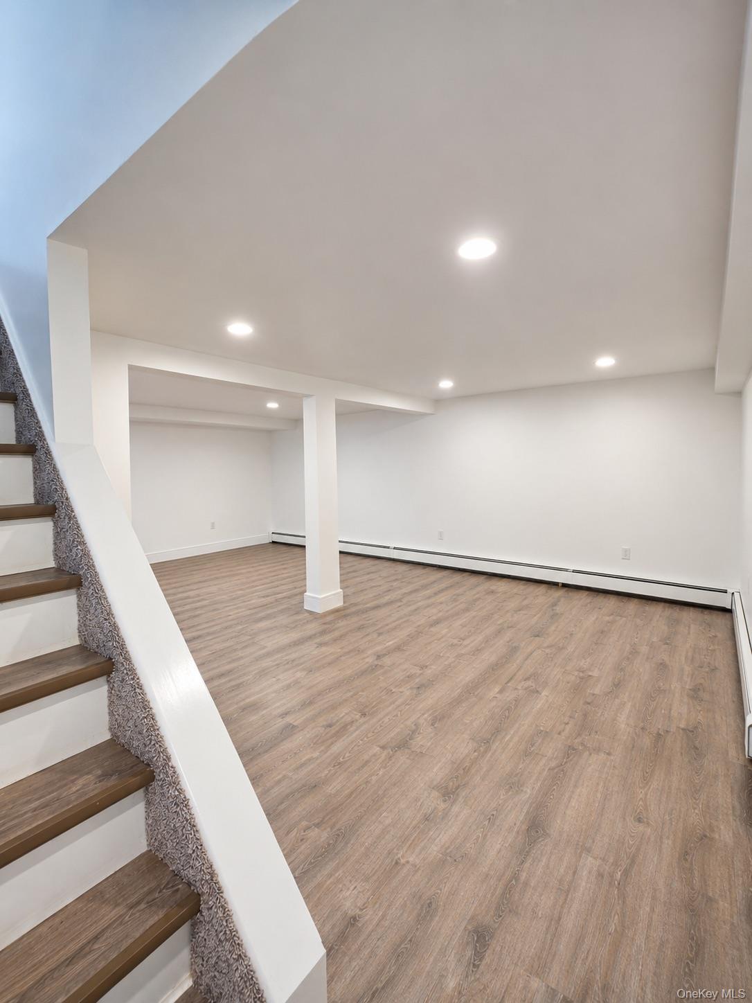 1 Iroquois Street E – For Rent photo 28