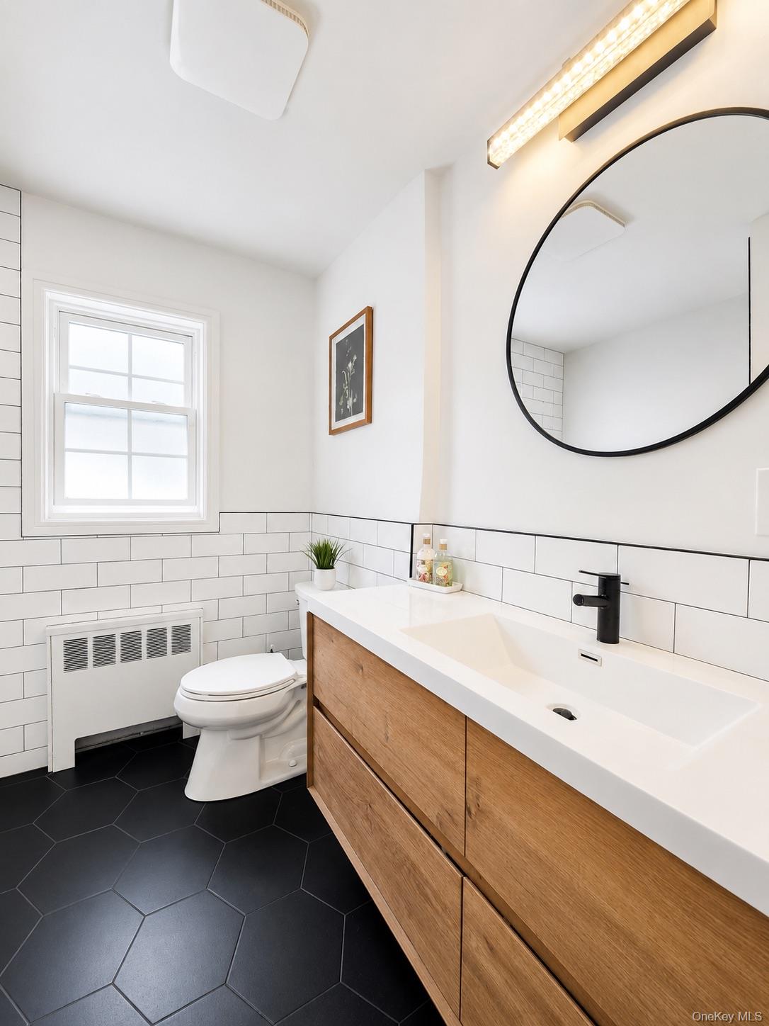 1 Iroquois Street E – For Rent photo 17