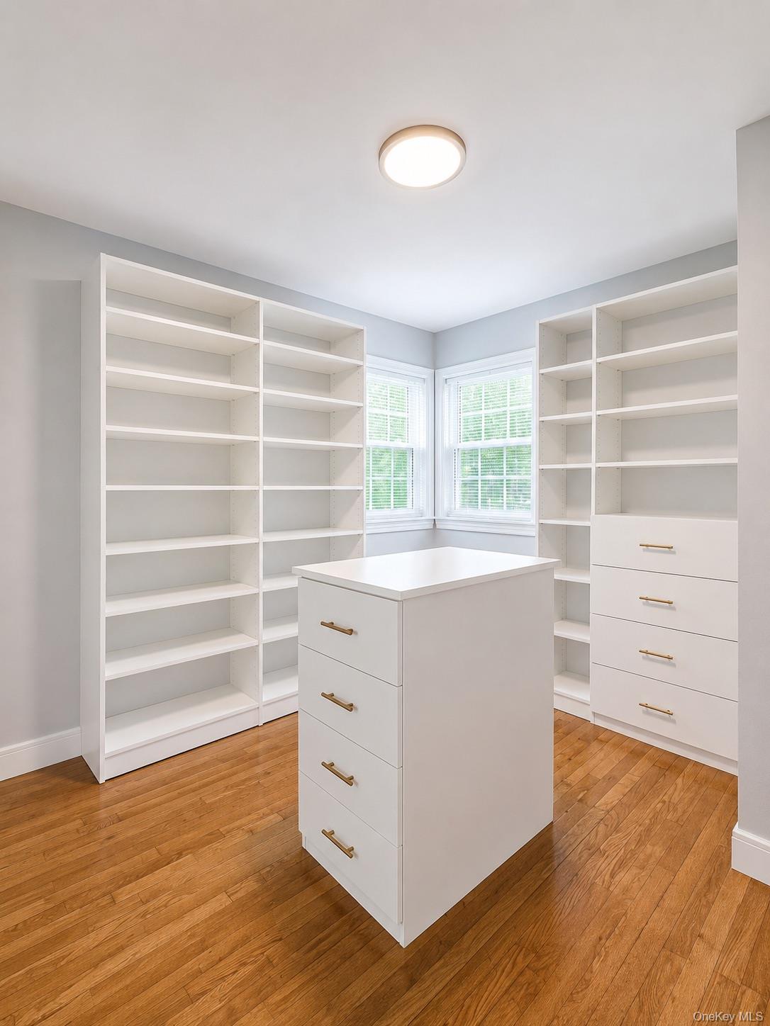 1 Iroquois Street E – For Rent photo 15
