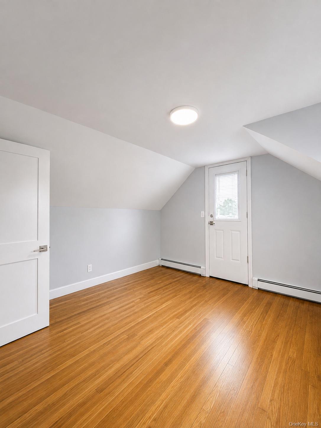 1 Iroquois Street E – For Rent photo 20