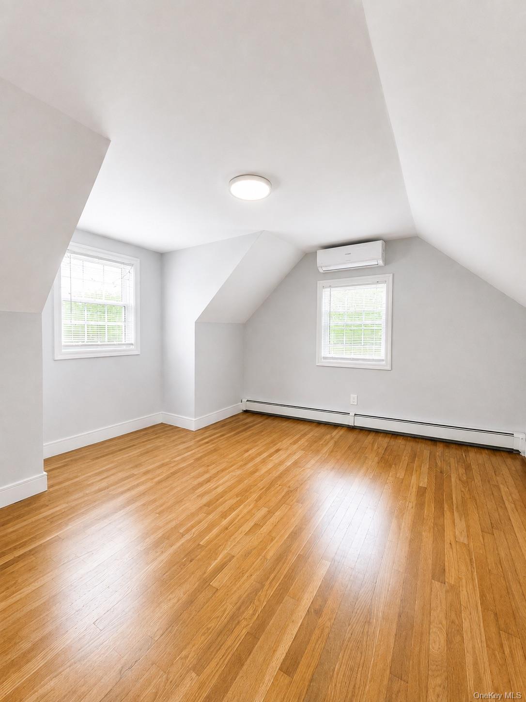 1 Iroquois Street E – For Rent photo 26