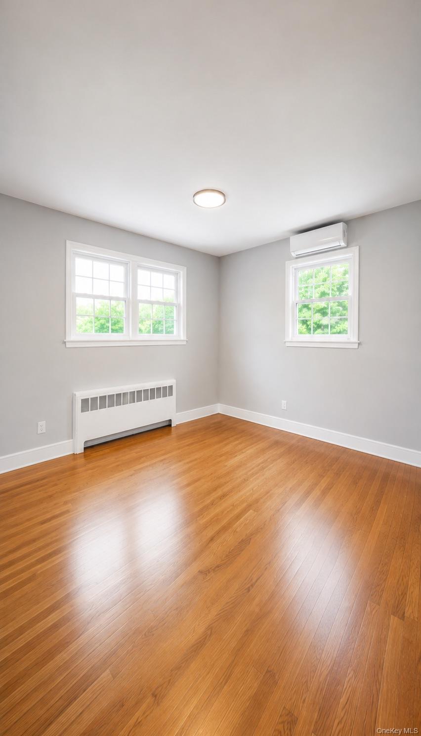 1 Iroquois Street E – For Rent photo 14