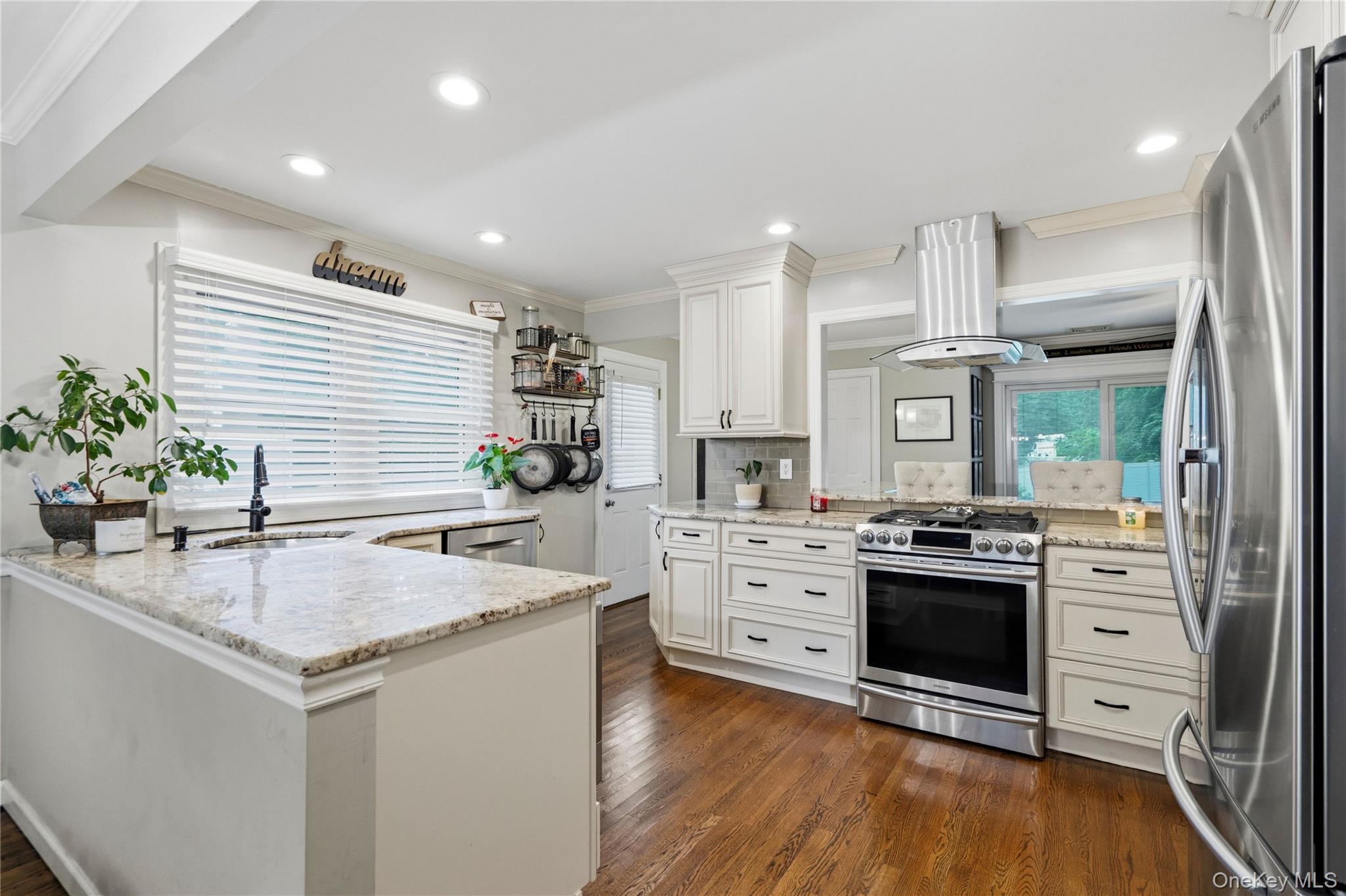 29 Hy Place – For Sale photo 8