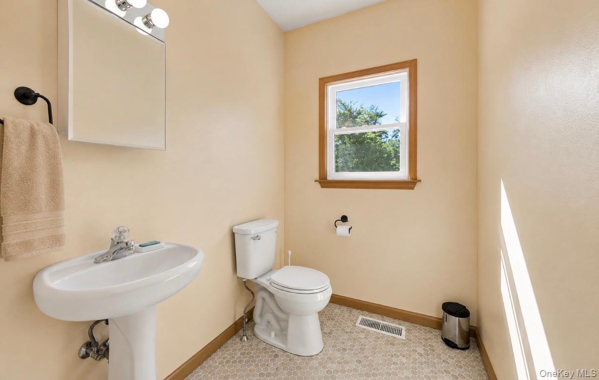 480 Haviland Drive – For Sale photo 9