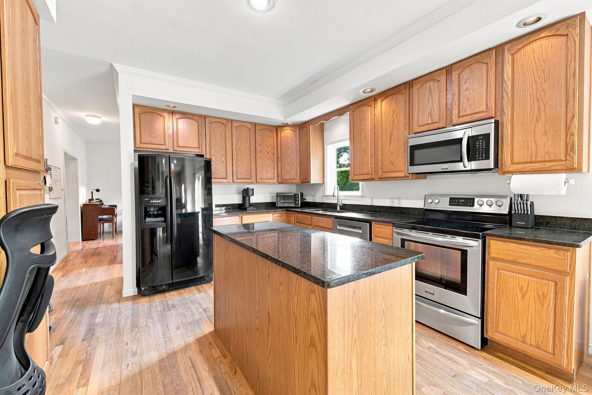 480 Haviland Drive – For Sale photo 13