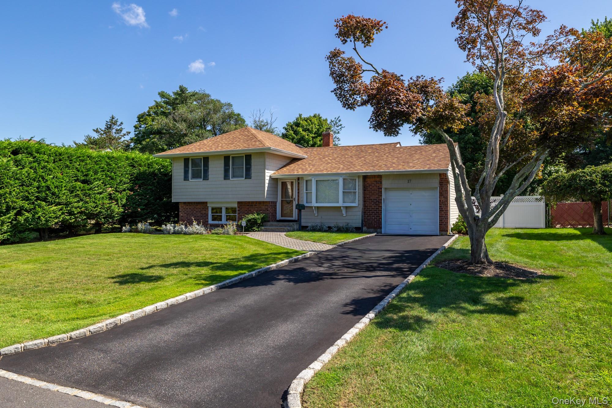 17 Keswick Drive – For Sale photo 2