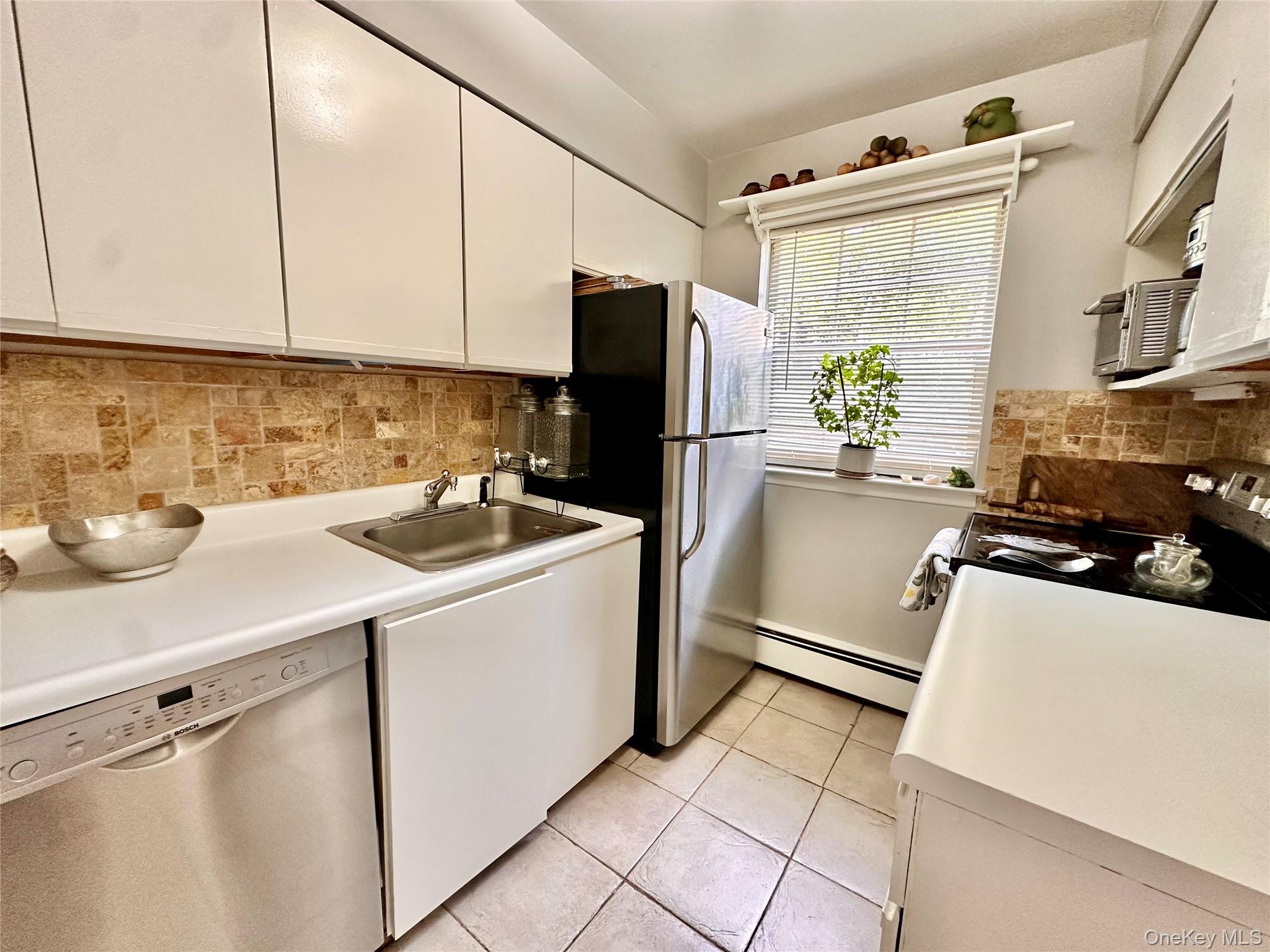 704 Towne House Village Village, Unit 704 photo 8