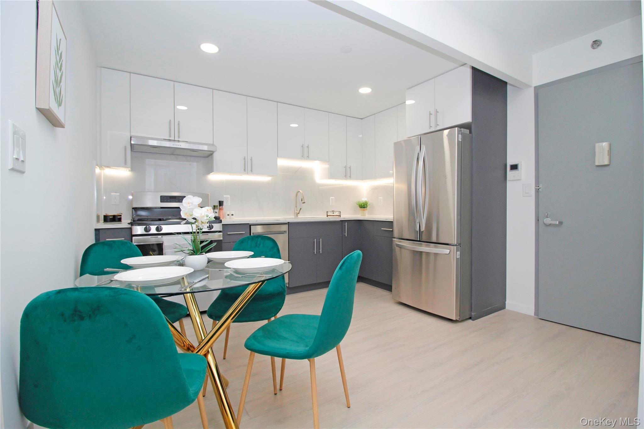 13450 Blossom Avenue, Unit 4C photo 3
