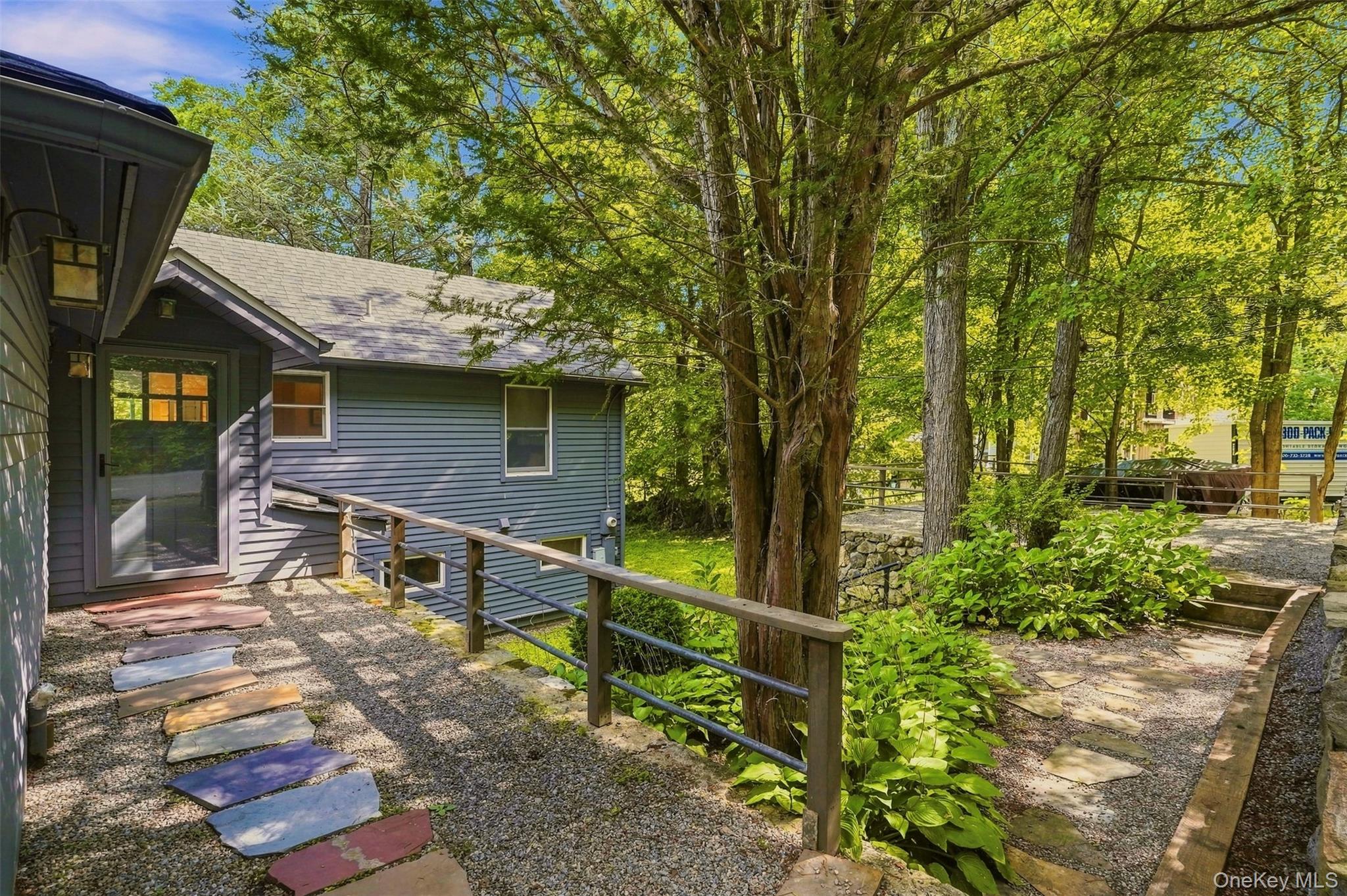 44 Cayuga Road – For Sale photo 3