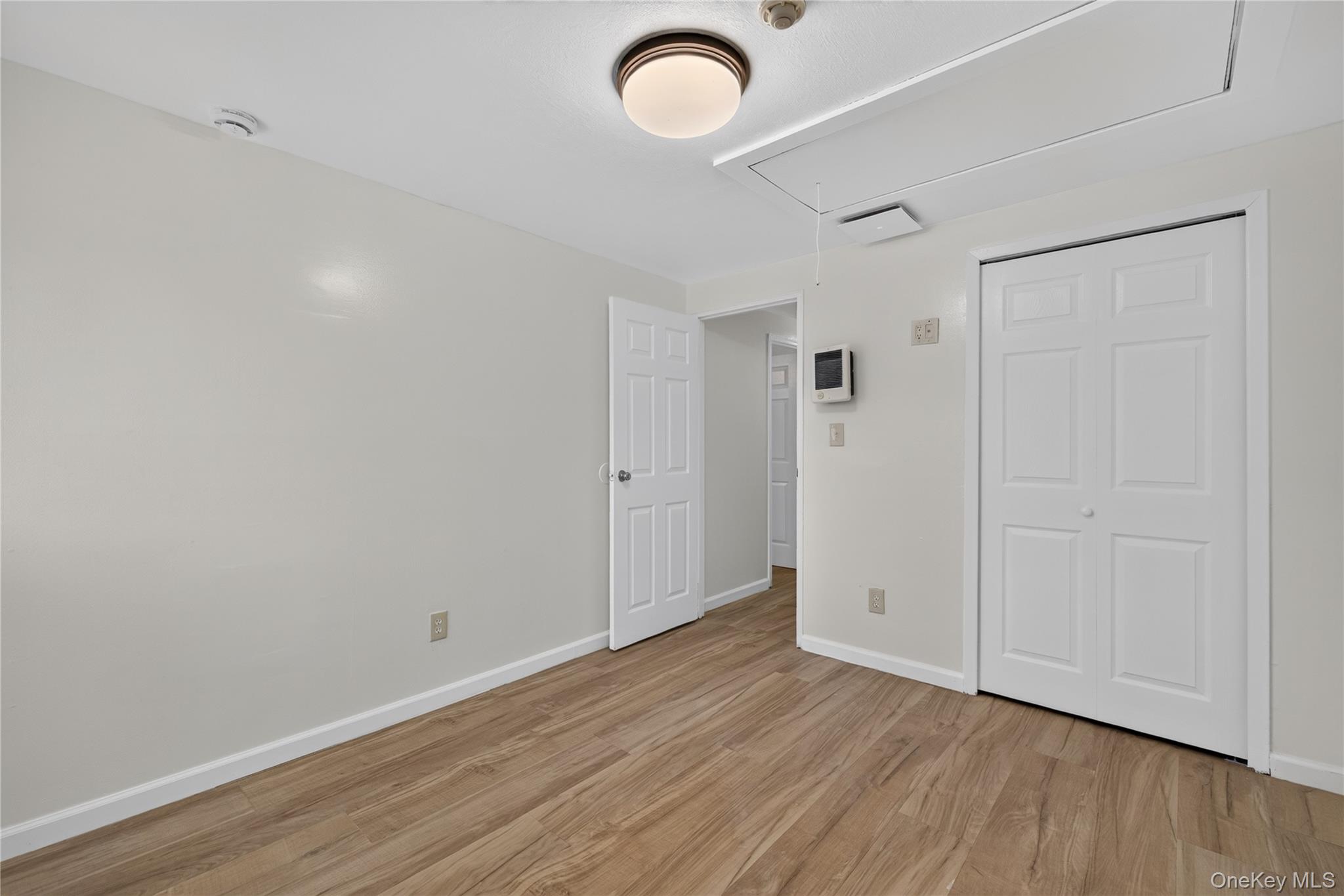 8 Valley Forge Court – For Sale photo 2