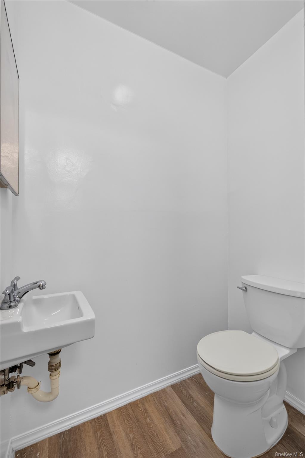8 Valley Forge Court – For Sale photo 6