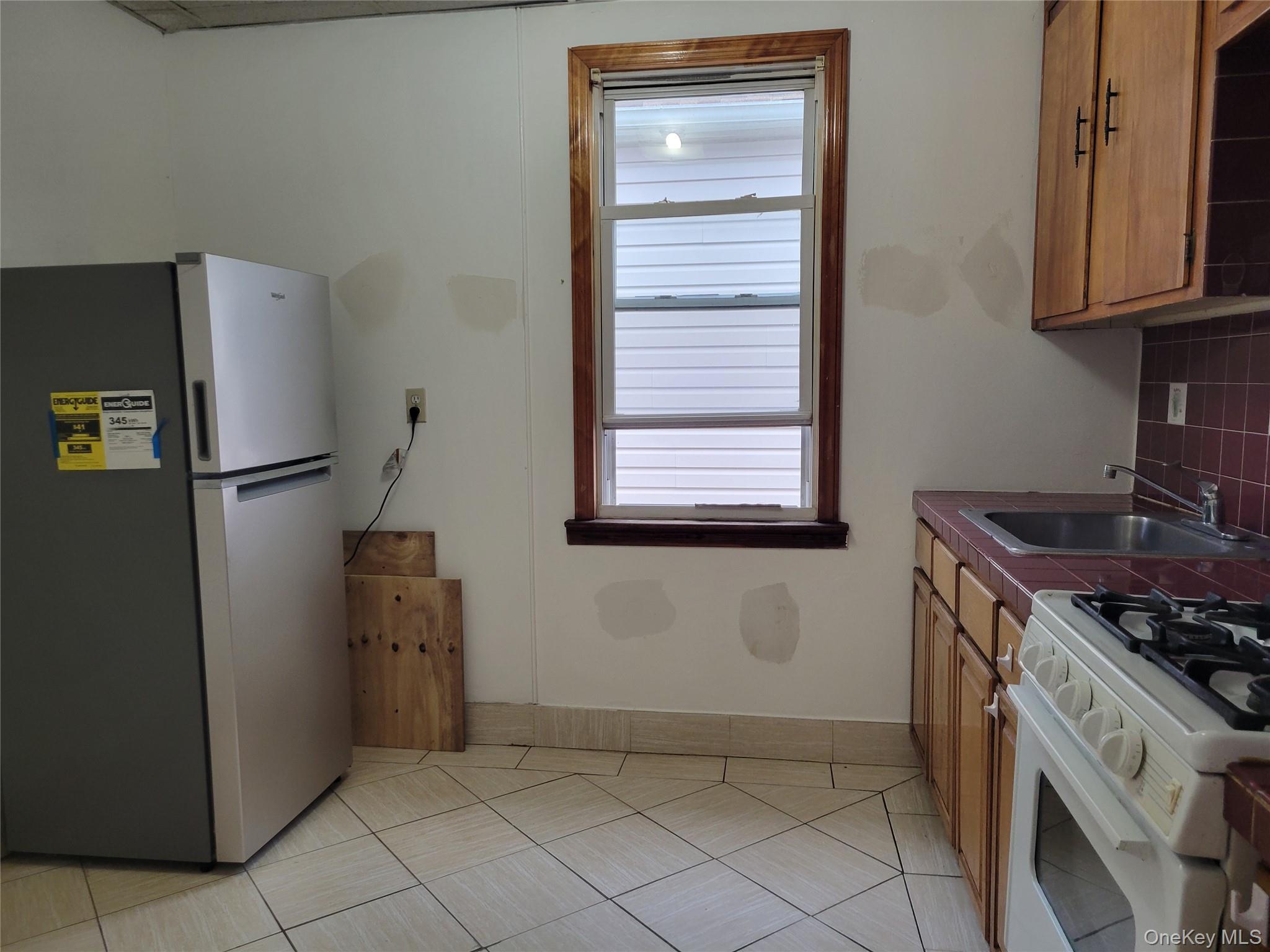 78-37 64th Place – For Sale photo 4