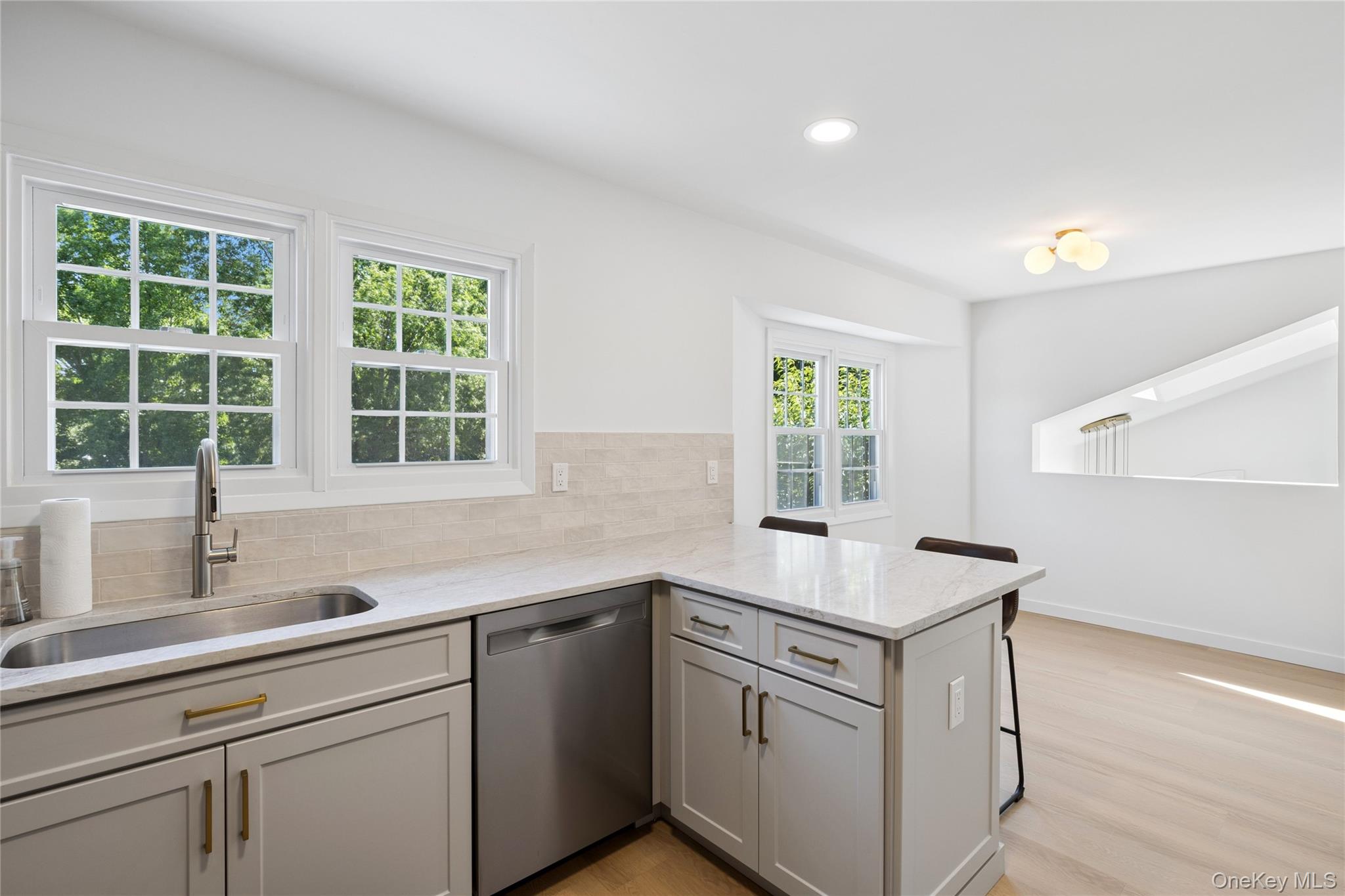 79 Lakebridge Drive S – For Sale photo 6
