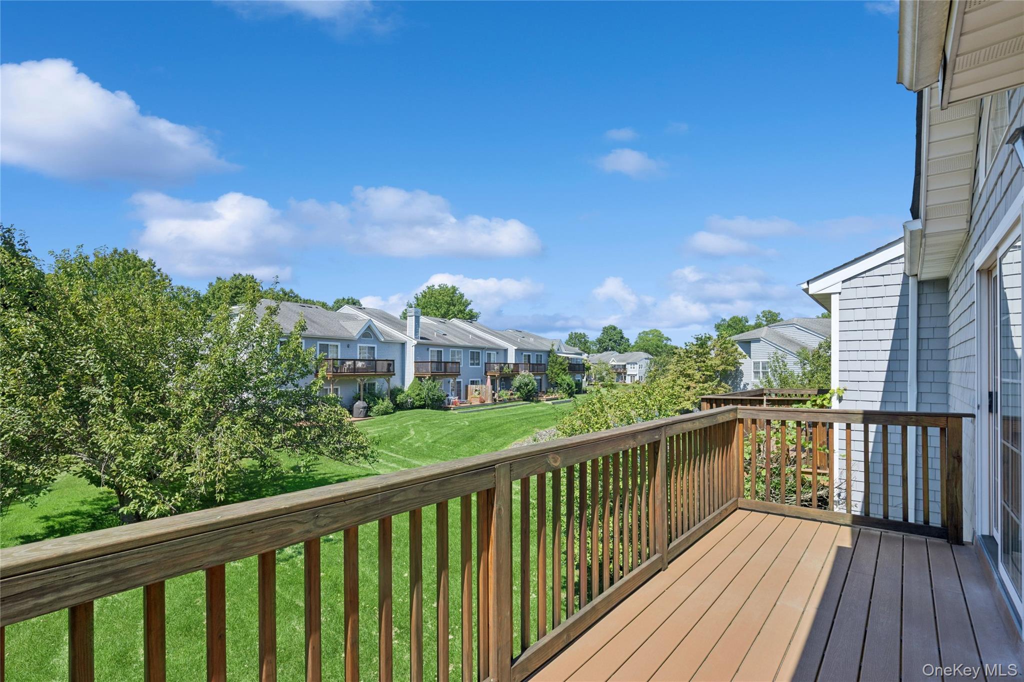 79 Lakebridge Drive S – For Sale photo 13