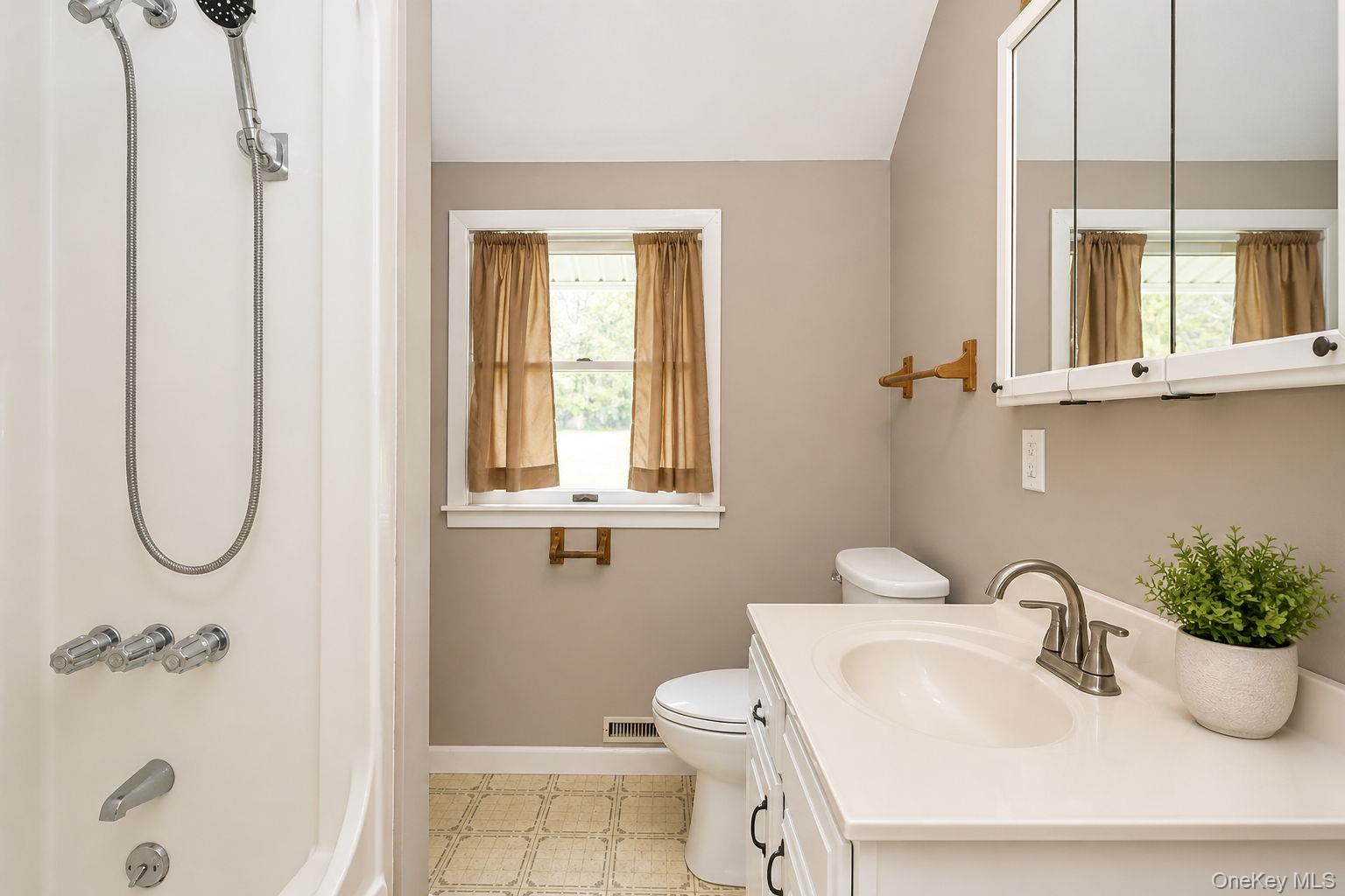 12 Old Turnpike Road – For Sale photo 28