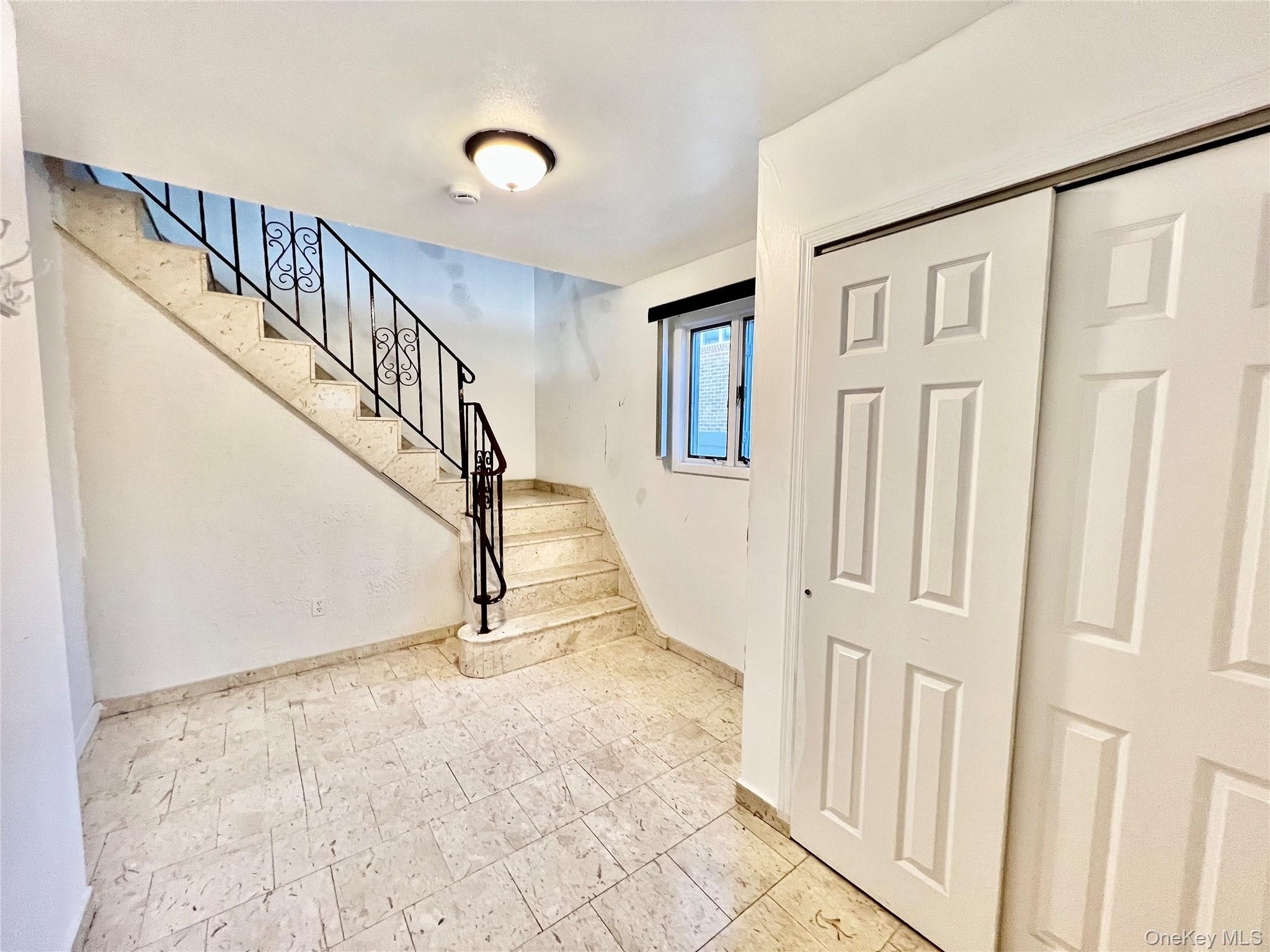 85-11 164th Avenue – For Sale photo 2