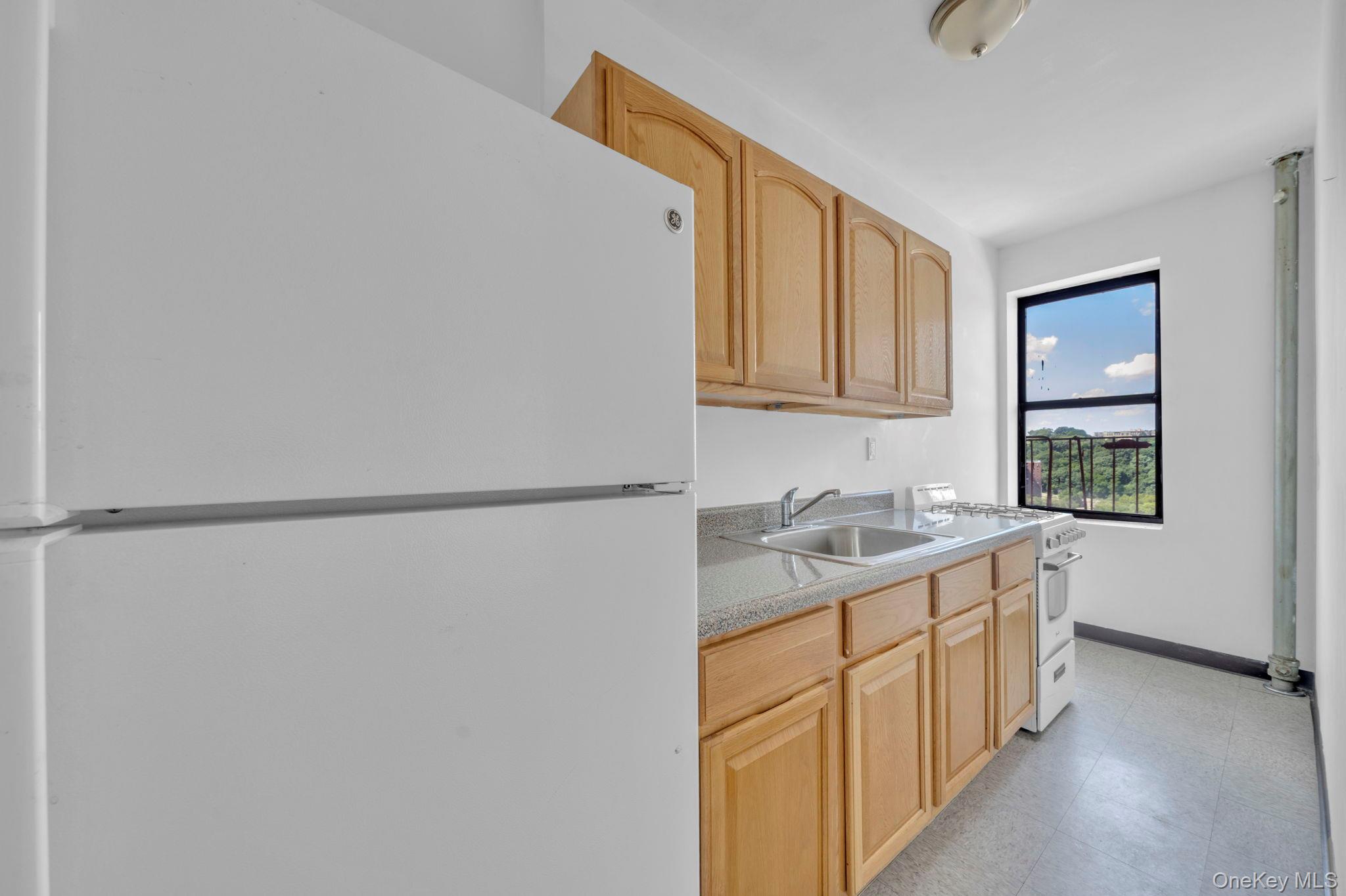 1015 Summit Avenue, Unit 2A photo 7