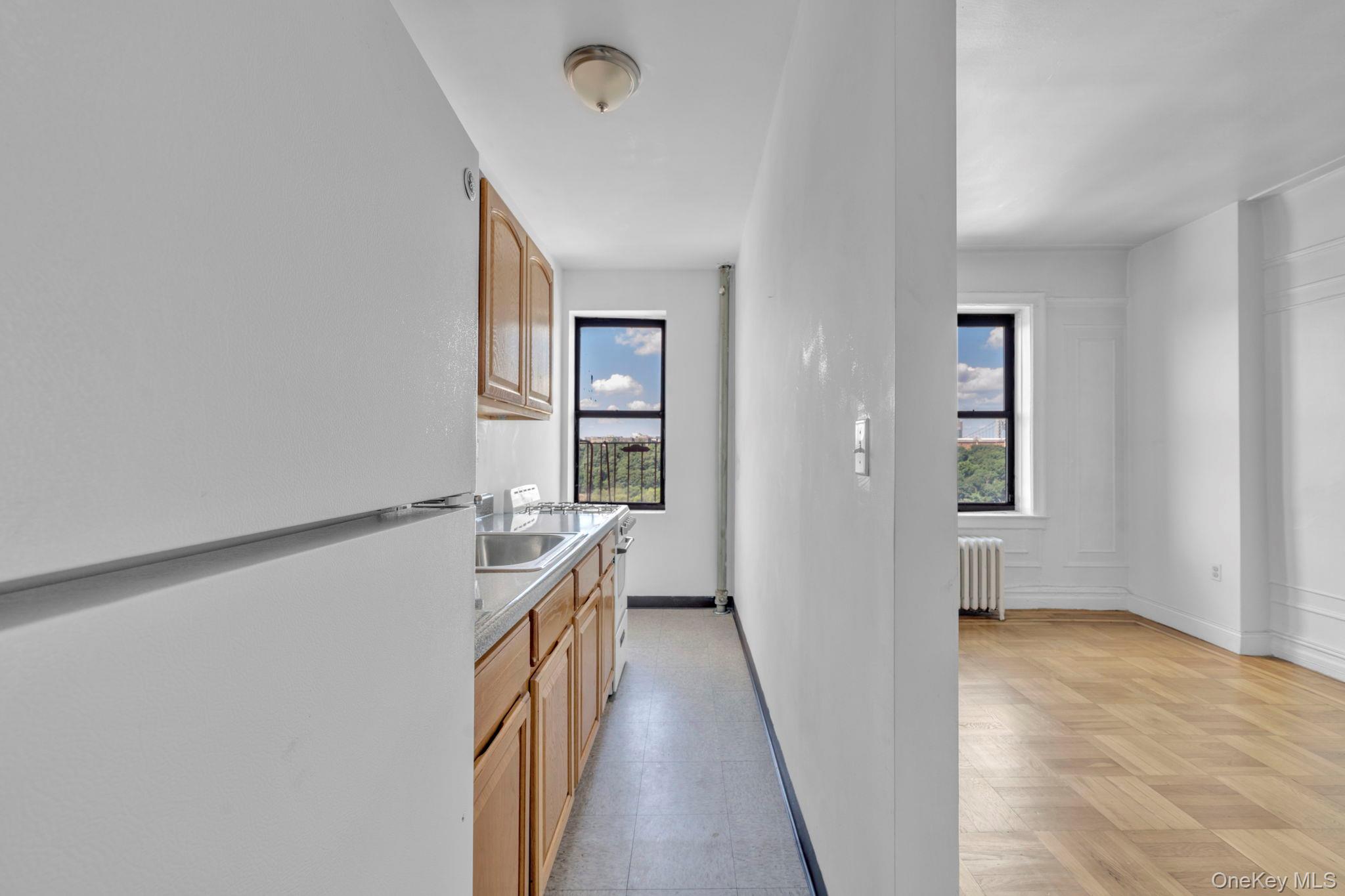 1015 Summit Avenue, Unit 2A photo 9