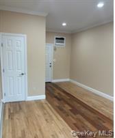 75 Carleton Avenue, Unit # 1 photo 6