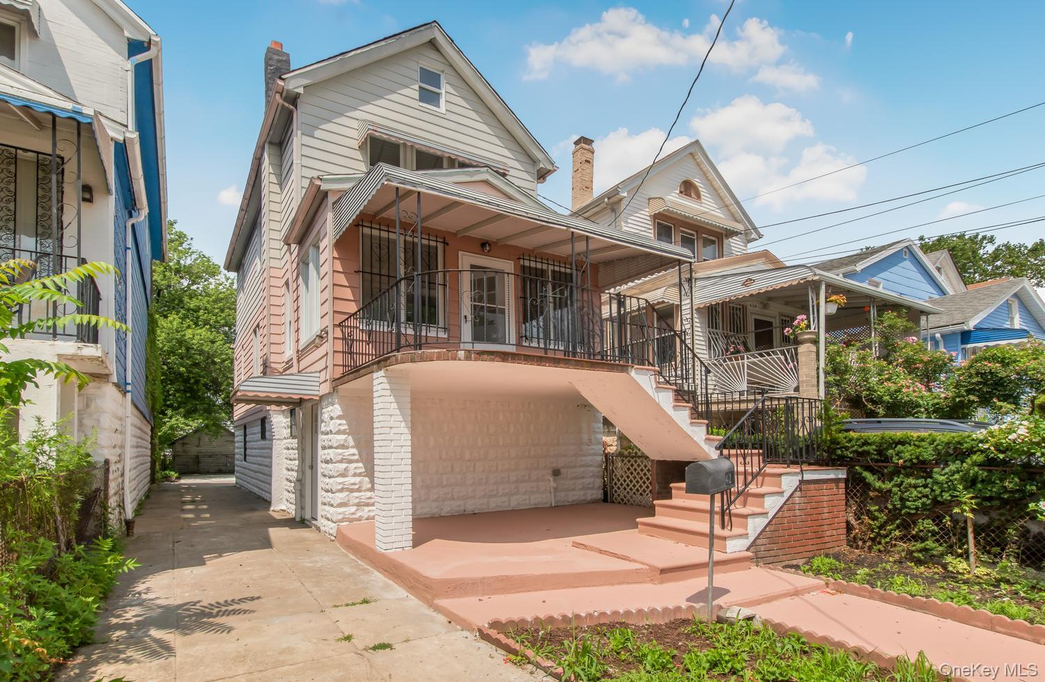 427 Taylor Avenue – For Sale