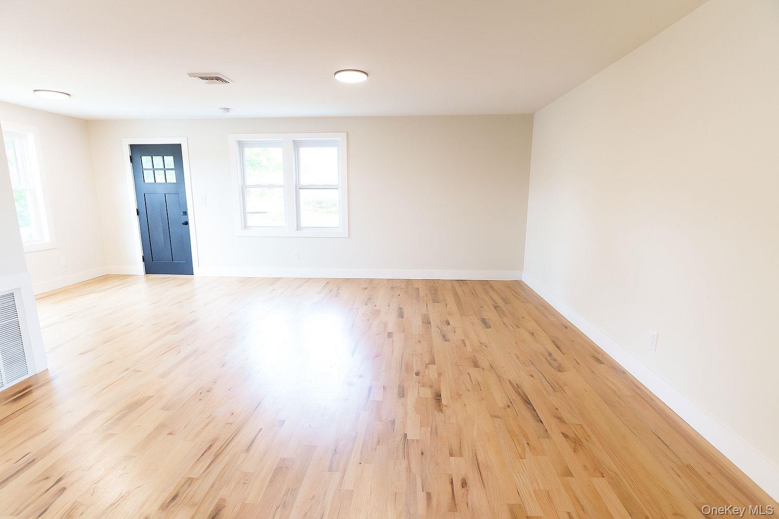 328 Columbia Street, Unit 1 photo 11