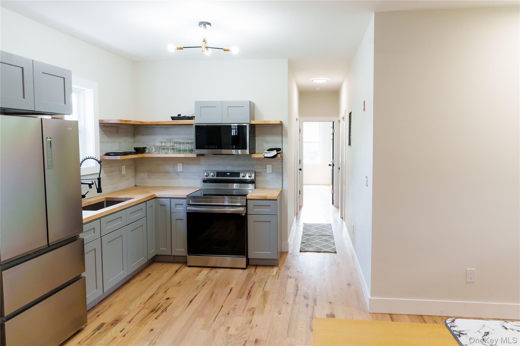 328 Columbia Street, Unit 1 photo 13