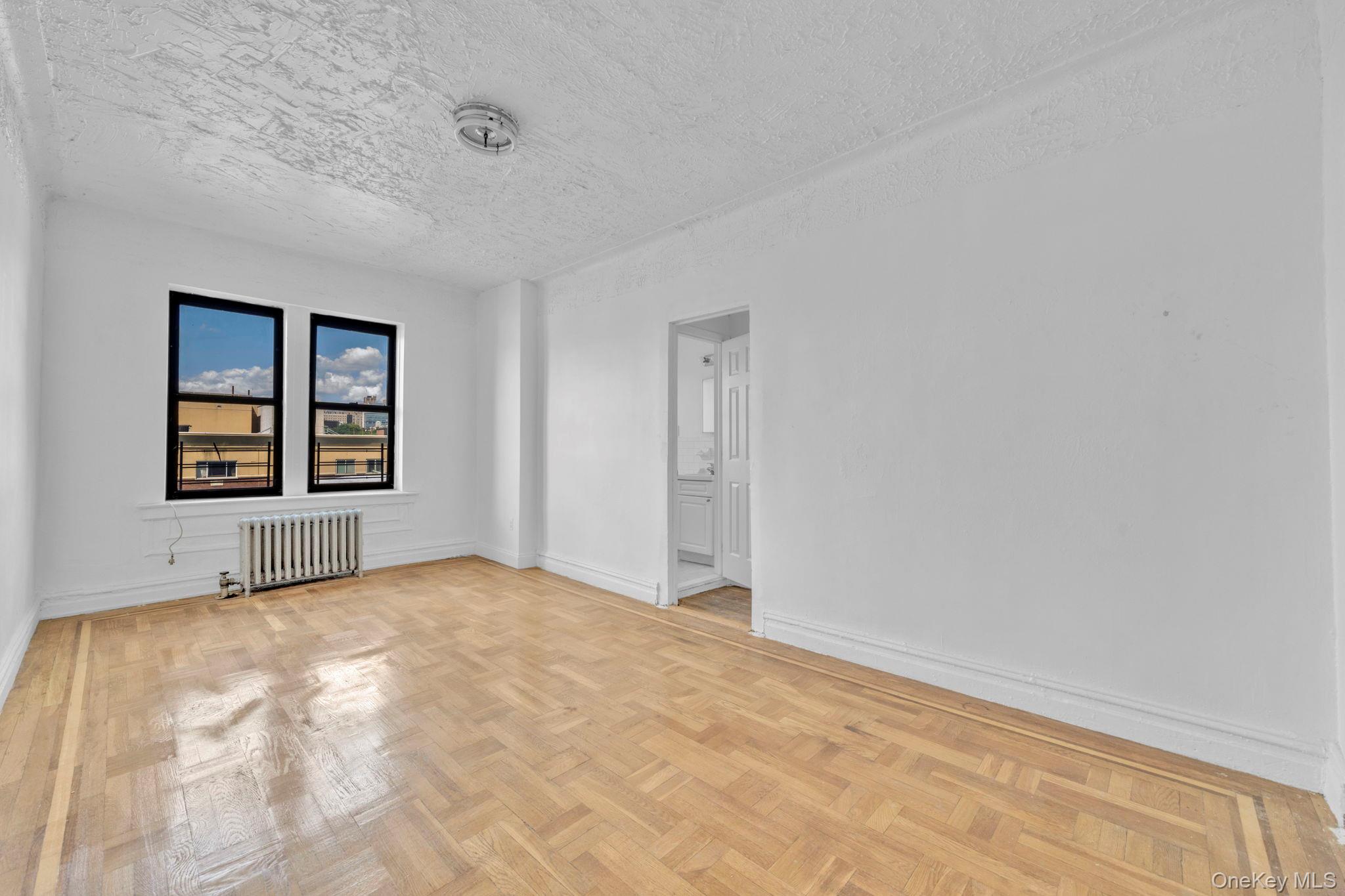 1015 Summit Avenue, Unit 6A photo 4