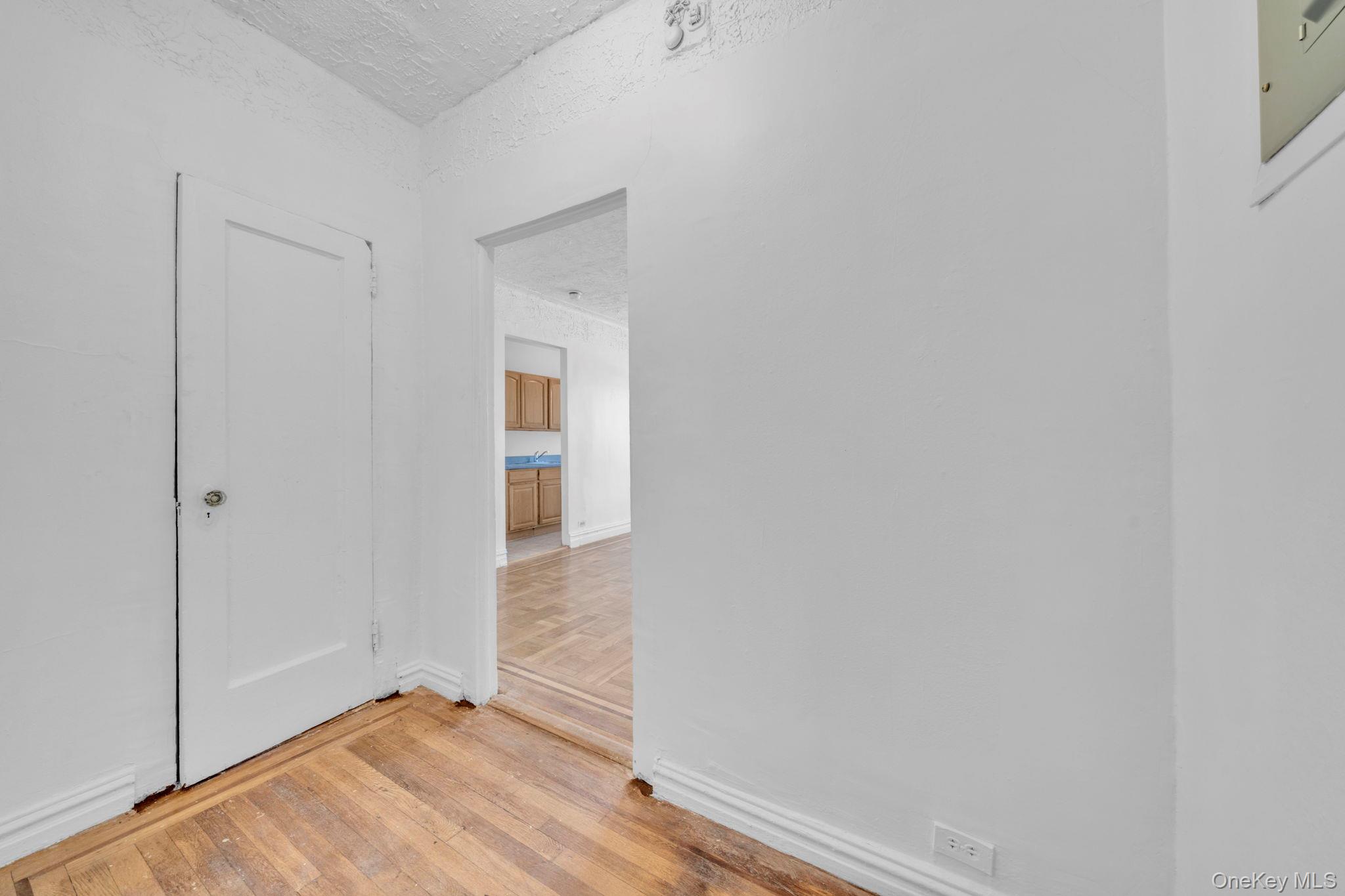 1015 Summit Avenue, Unit 6A photo 8