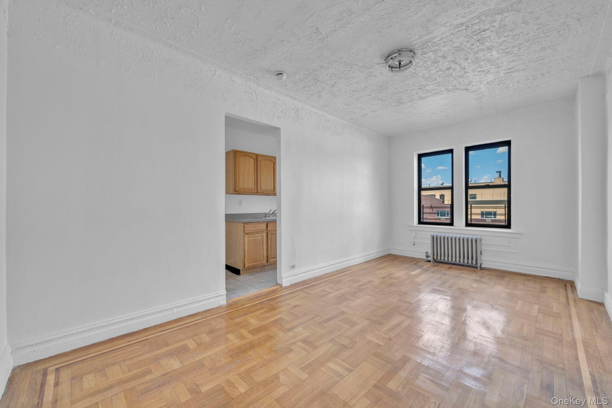 1015 Summit Avenue, Unit 6A photo 5