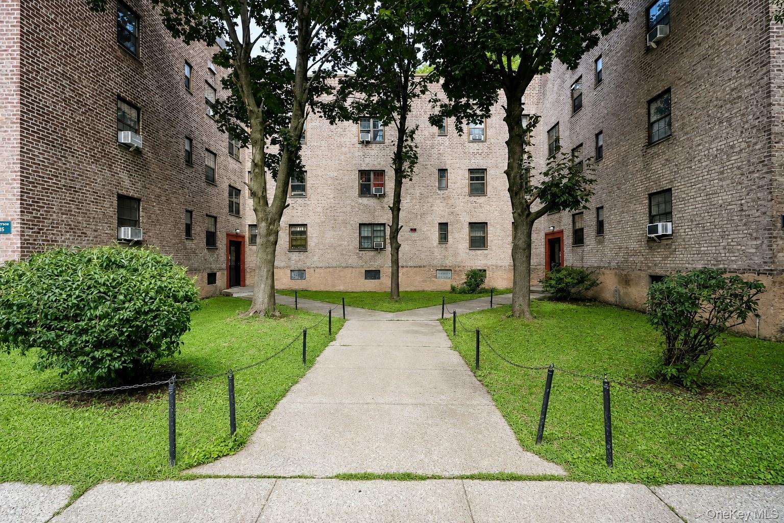 144-15 78th Road, Unit 2D photo 32