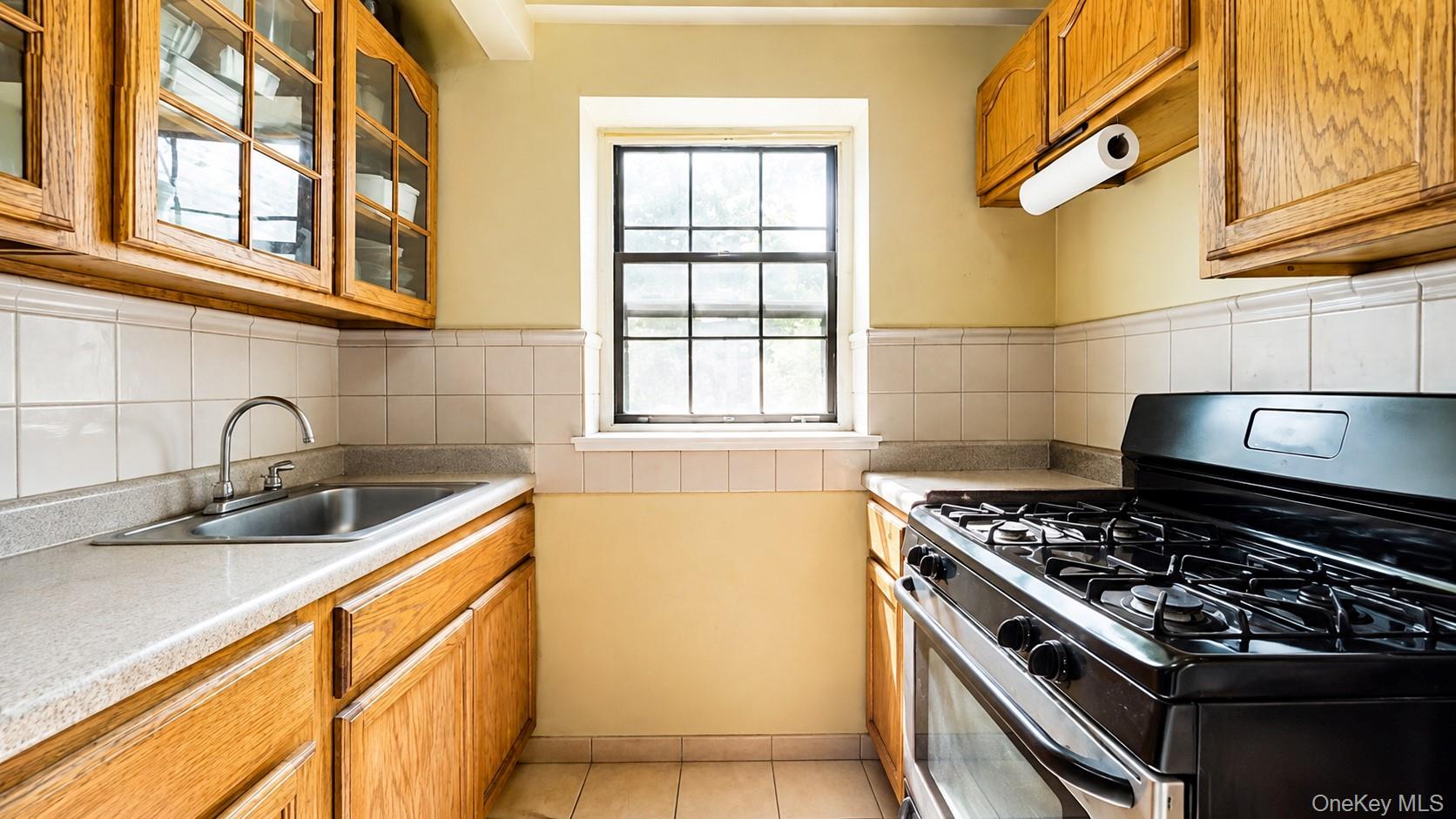 144-15 78th Road, Unit 2D photo 8
