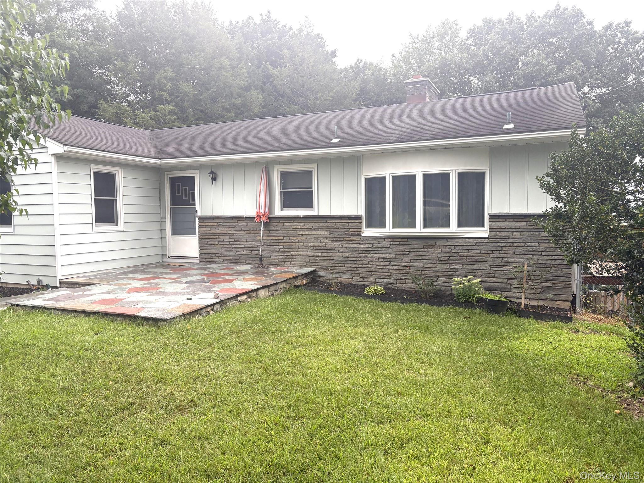 18 Robin Hill Drive – For Rent