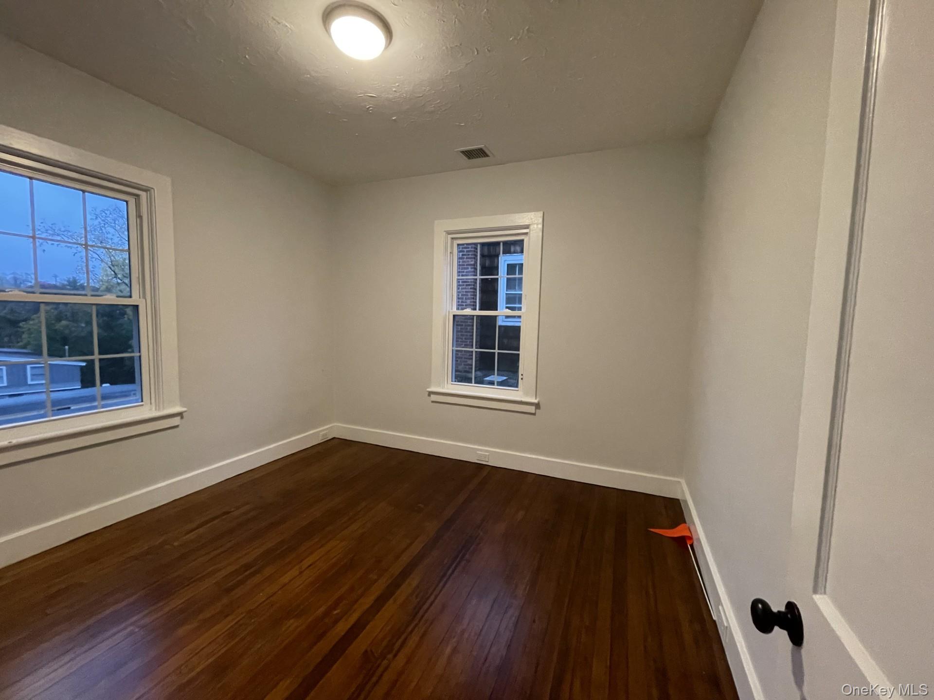 39 Hillside Avenue – For Rent photo 8