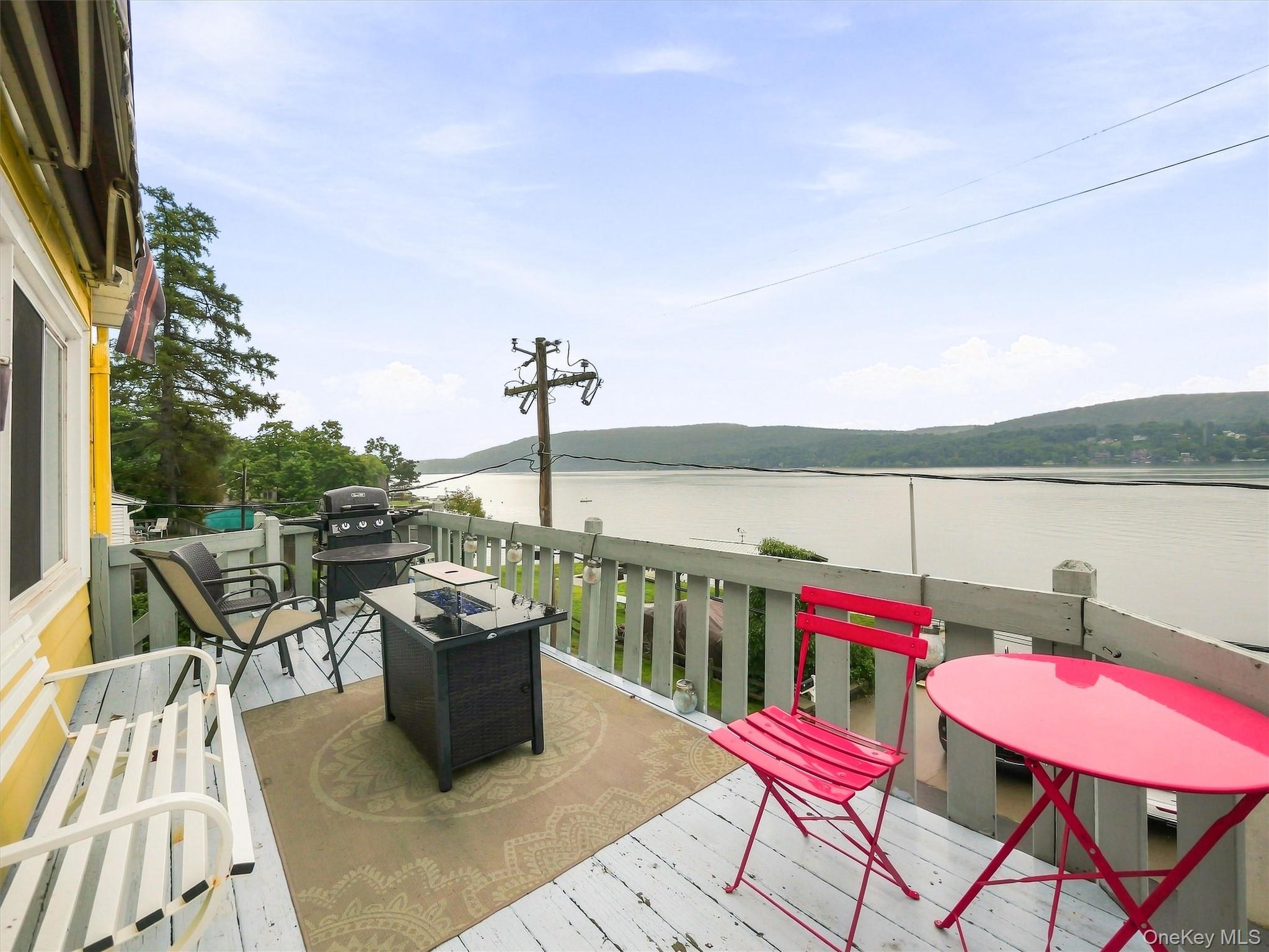 113 Lake Shore Road – For Sale photo 4