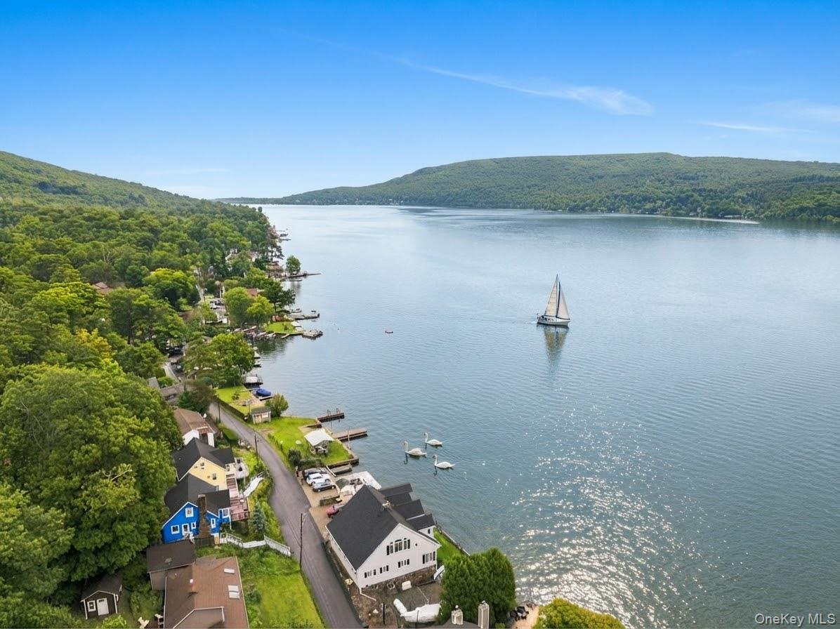 113 Lake Shore Road – For Sale
