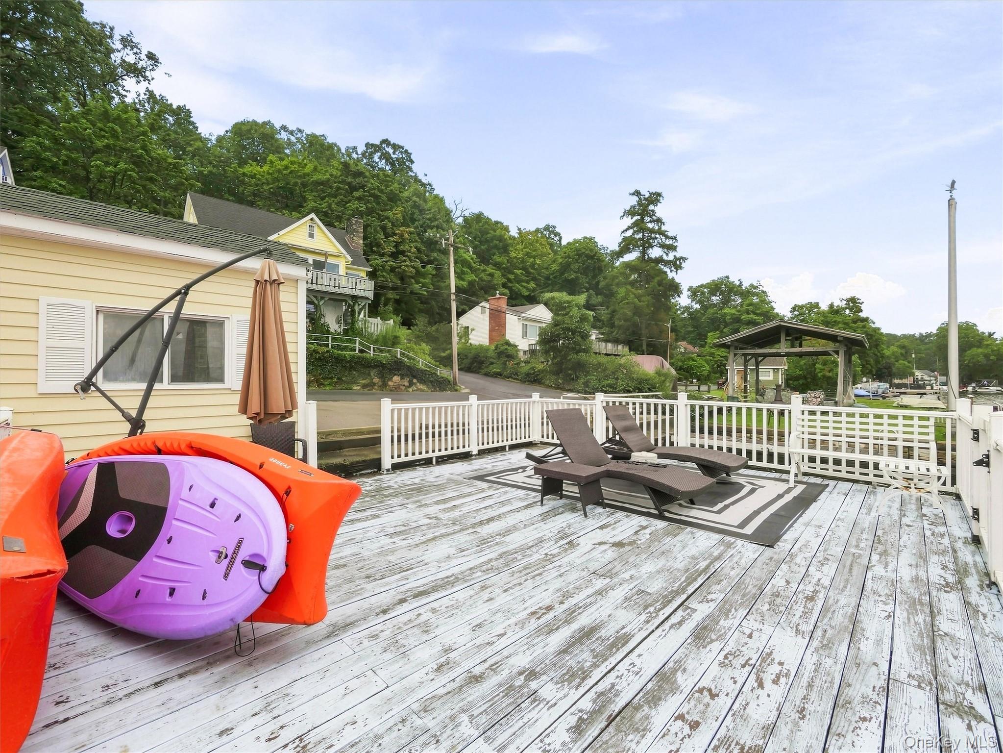 113 Lake Shore Road – For Sale photo 22