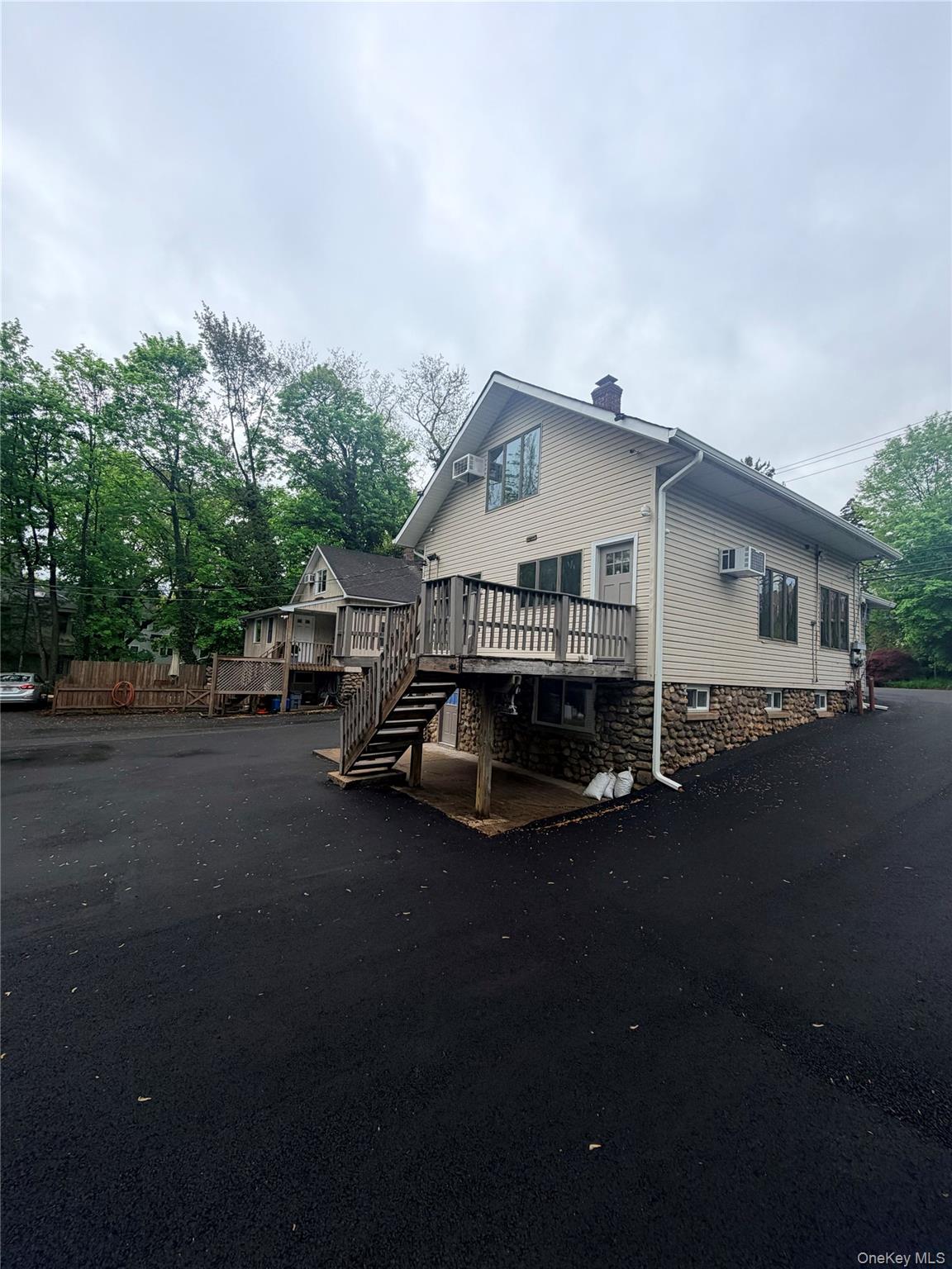 282 N Middletown Road – For Rent photo 24