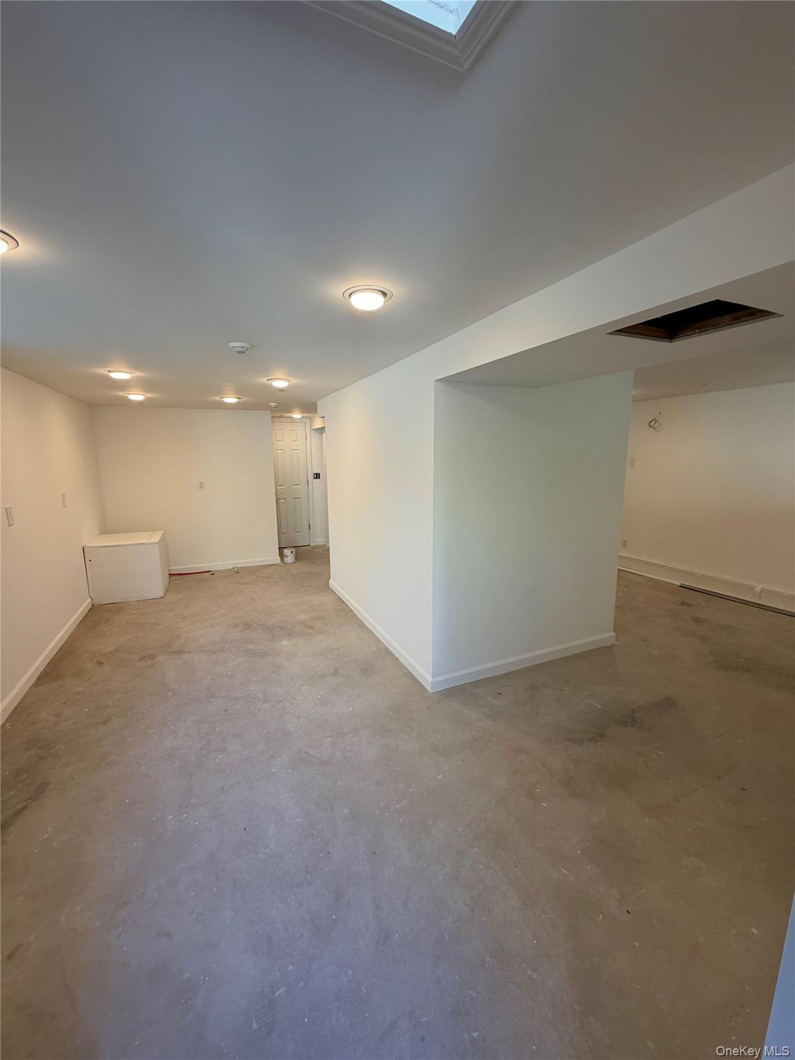 282 N Middletown Road – For Rent photo 22