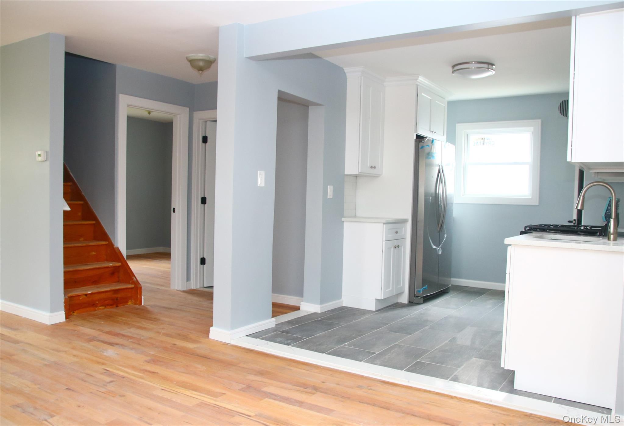 119-38 238 Street – For Sale photo 3