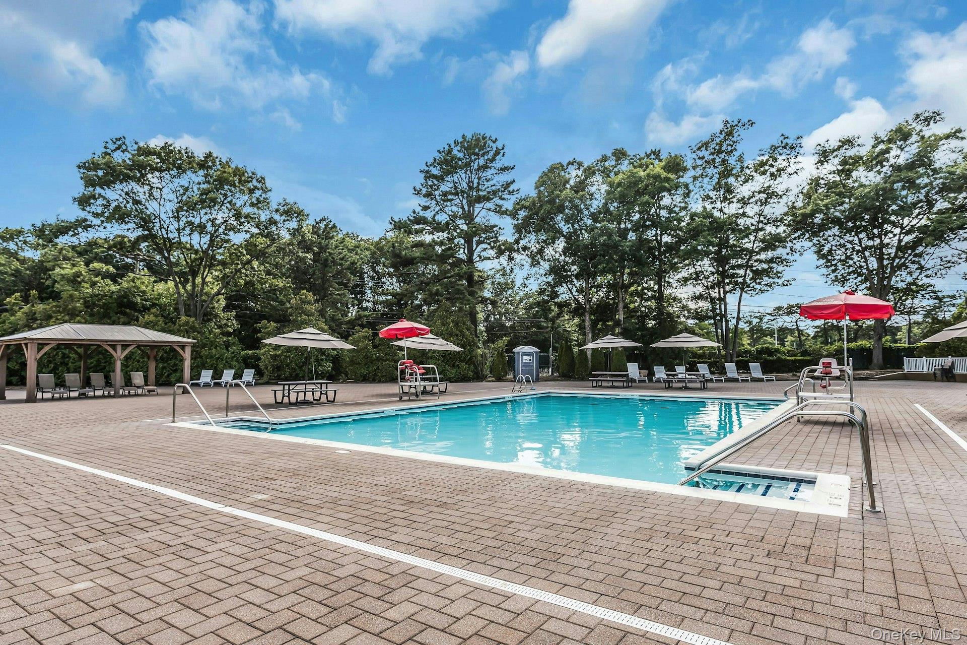 21 Glen Hollow Drive, Unit G9 photo 23