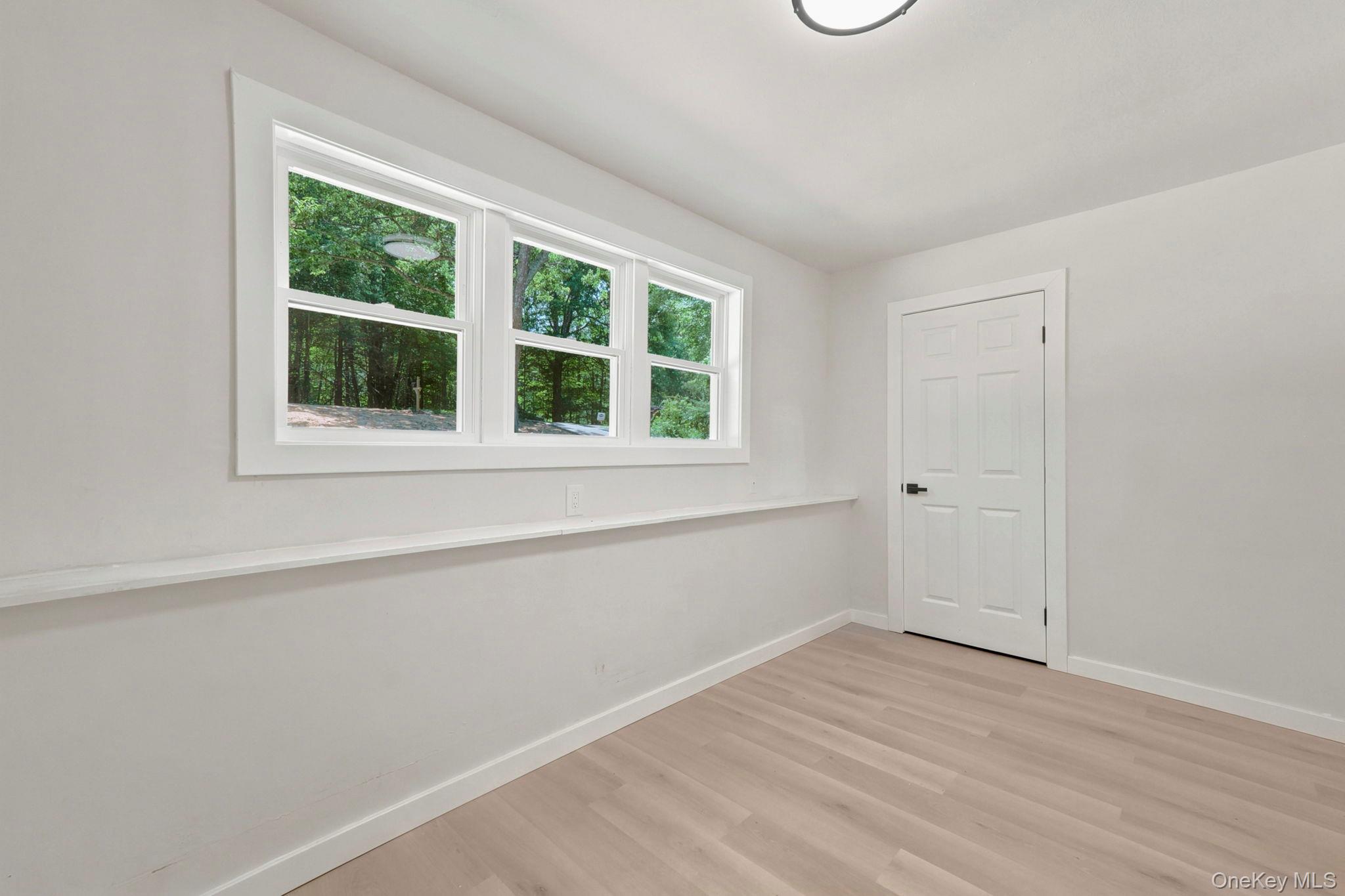 6 Vanessa Lane – For Sale photo 32